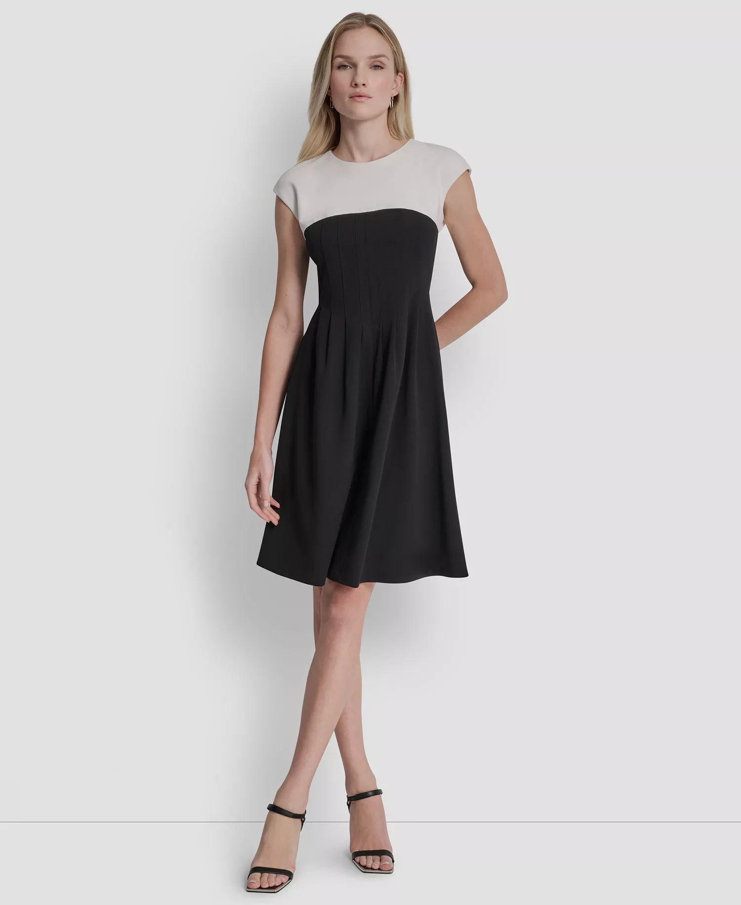 Petite Colorblock Jewel Neck Dress - Ivory/Black - 0P