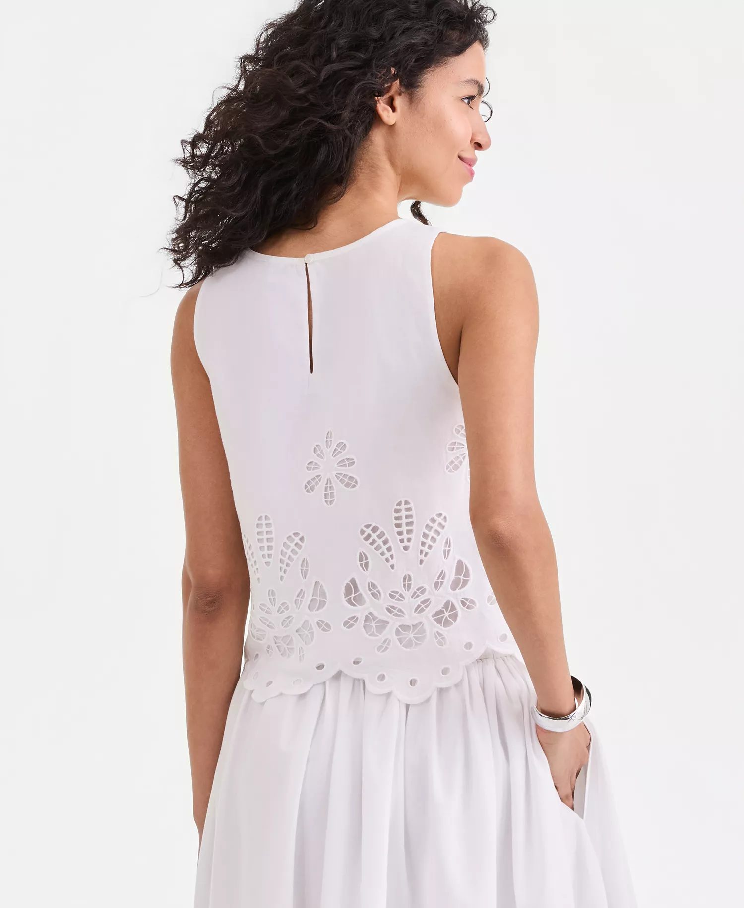 Women's Cotton Eyelet Lace Sleeveless Top, Macy's Exclusive - Bright White - L