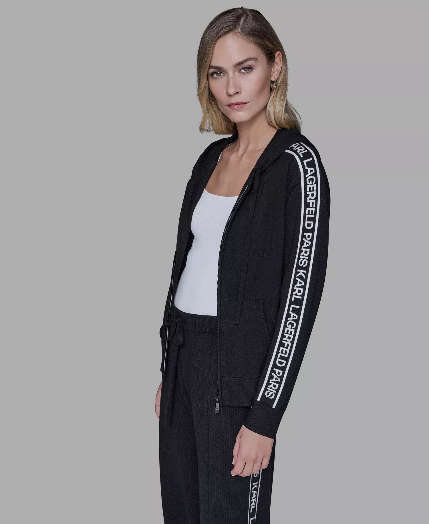 Women's Logo Detail Long-Sleeve Jacket - Black - L