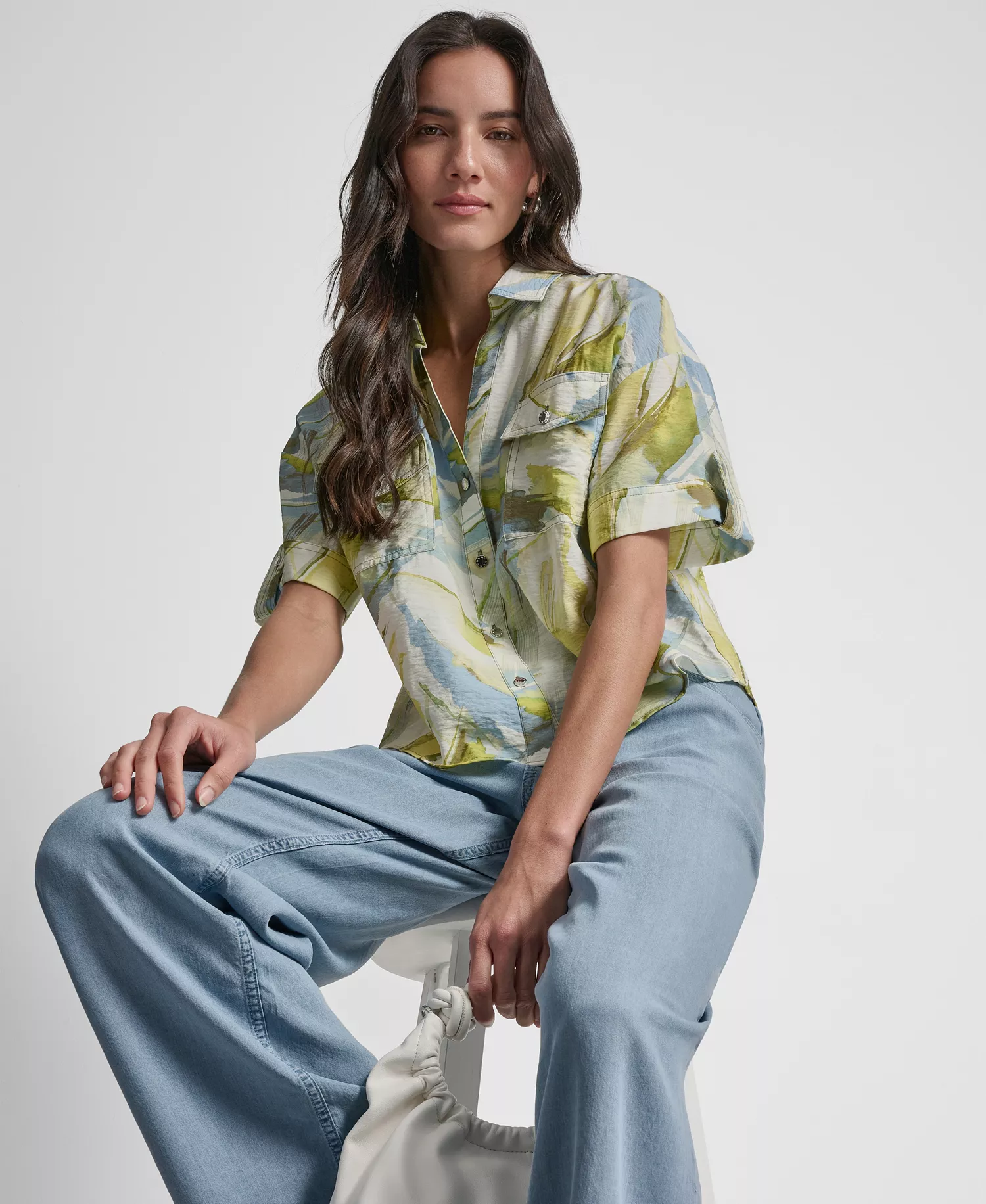 Women's Roll-Tab Sleeves Collar Neck Top - March Watercolor - L