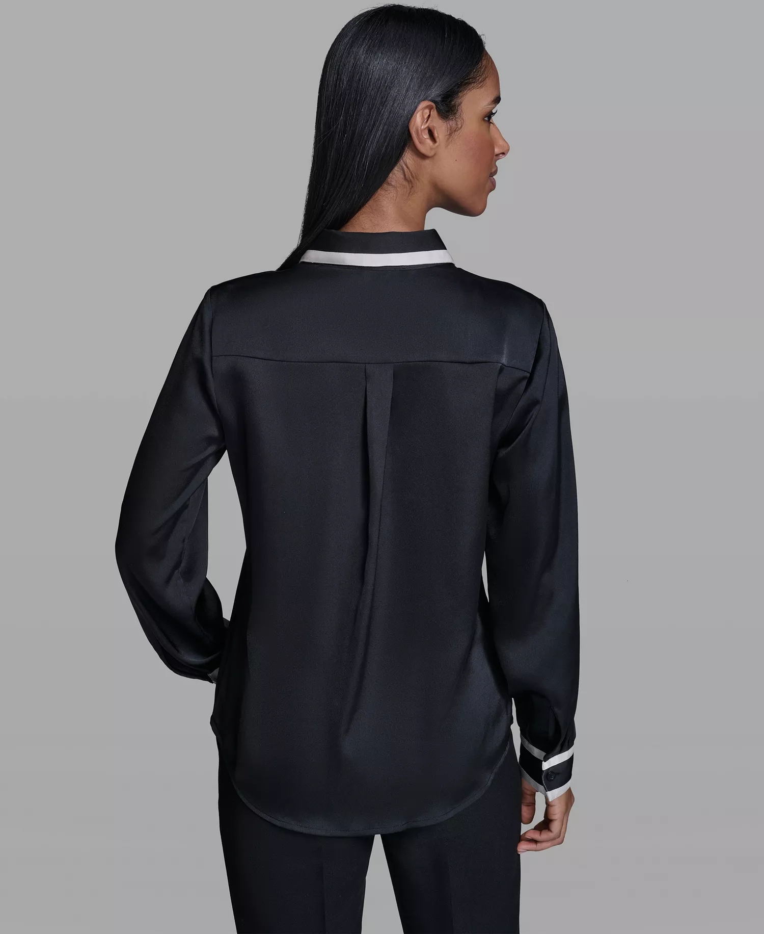 Women's Collared Long-Sleeve Top - Black/Bisque - L