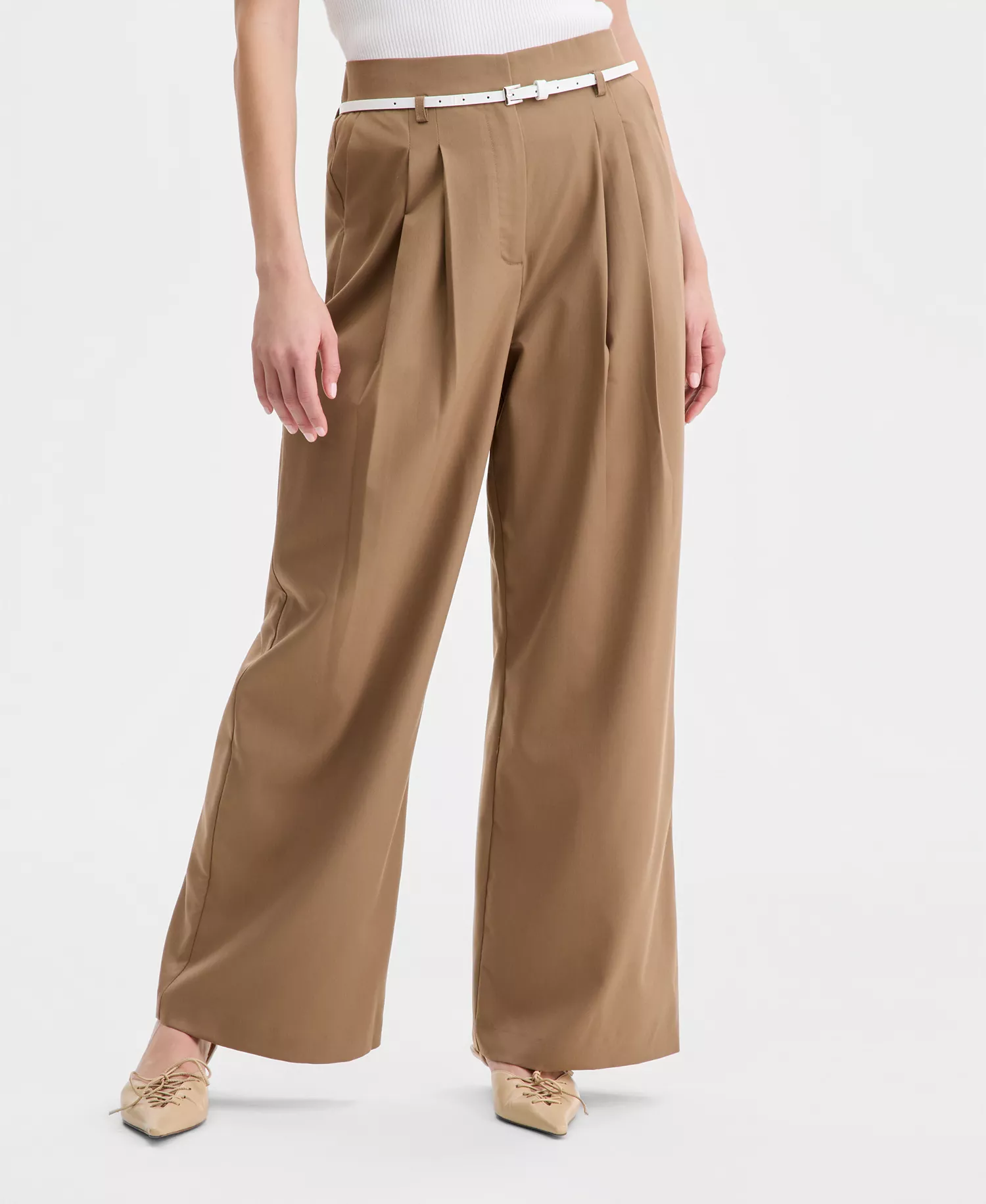 Women's Belted Pleated Wide-Leg Trousers, Macy's Exclusive - Tawny - L