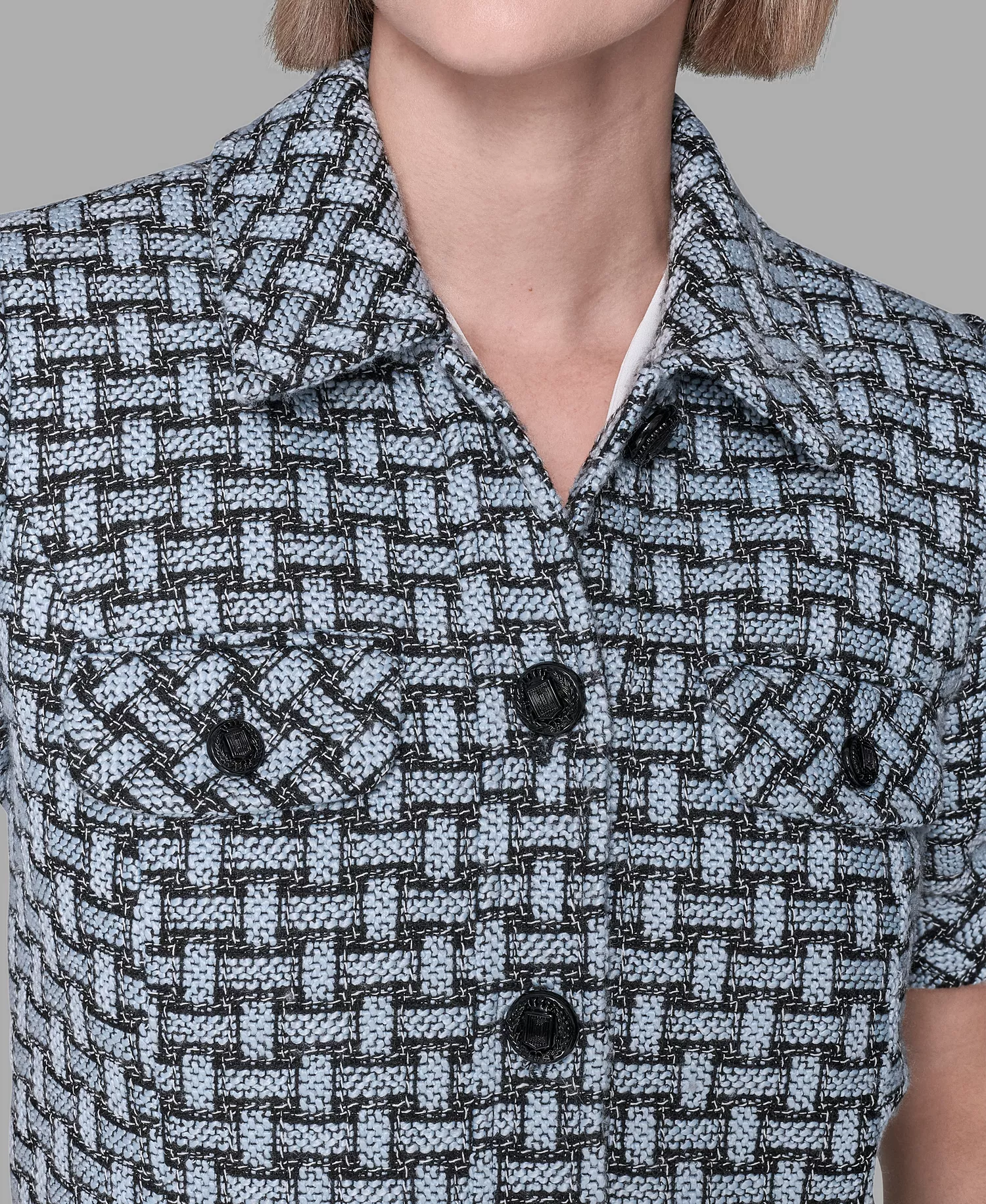 Women's Five-Button Weave Print Cropped Jacket - Blue Aura/black - 10