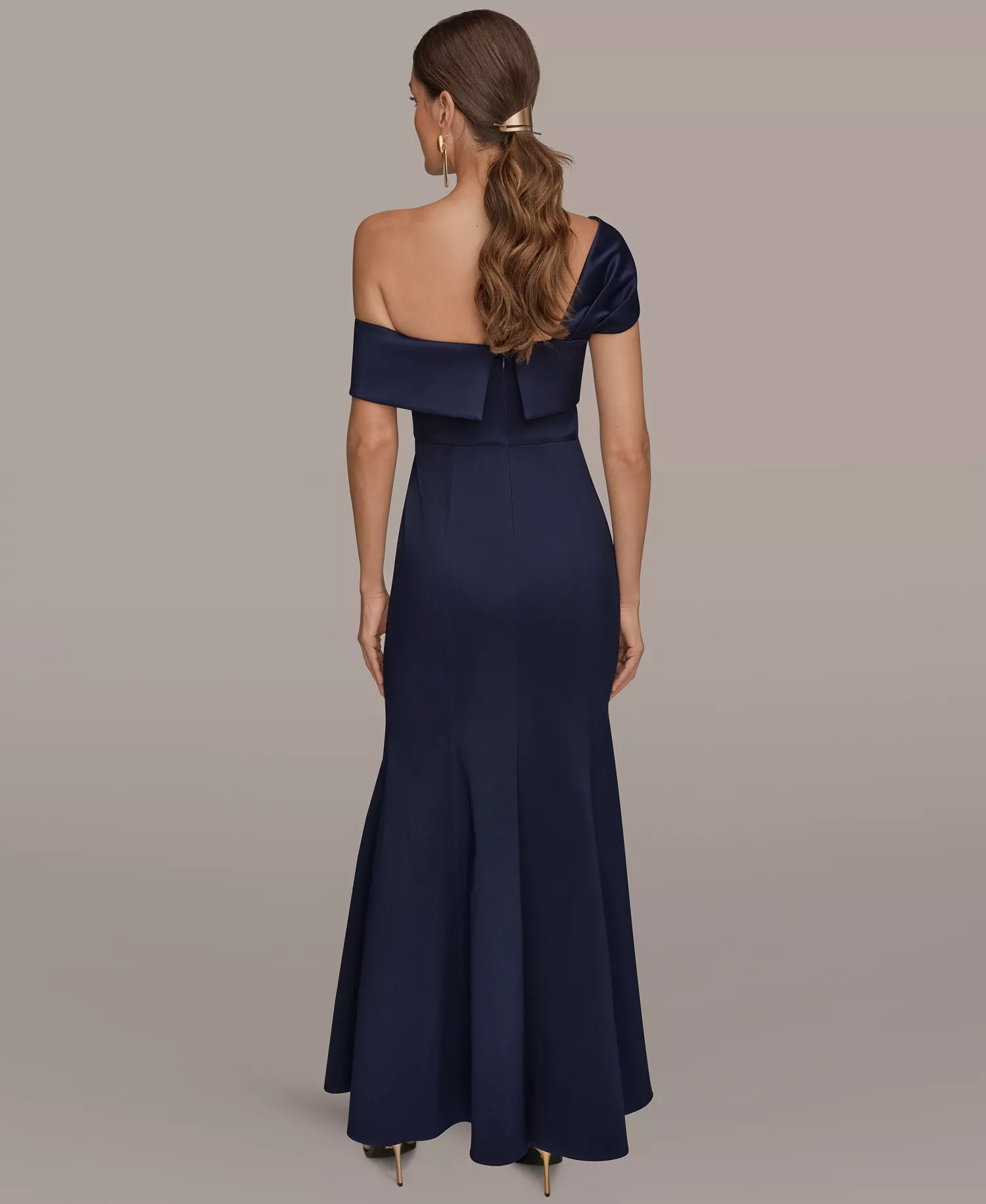 Women's One Shoulder Twisted Gown - Ink - 10