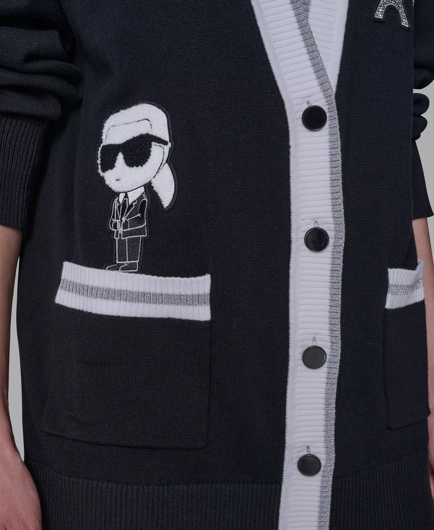 Women's Patch Detail Cardigan Sweater - Black/Soft White - L
