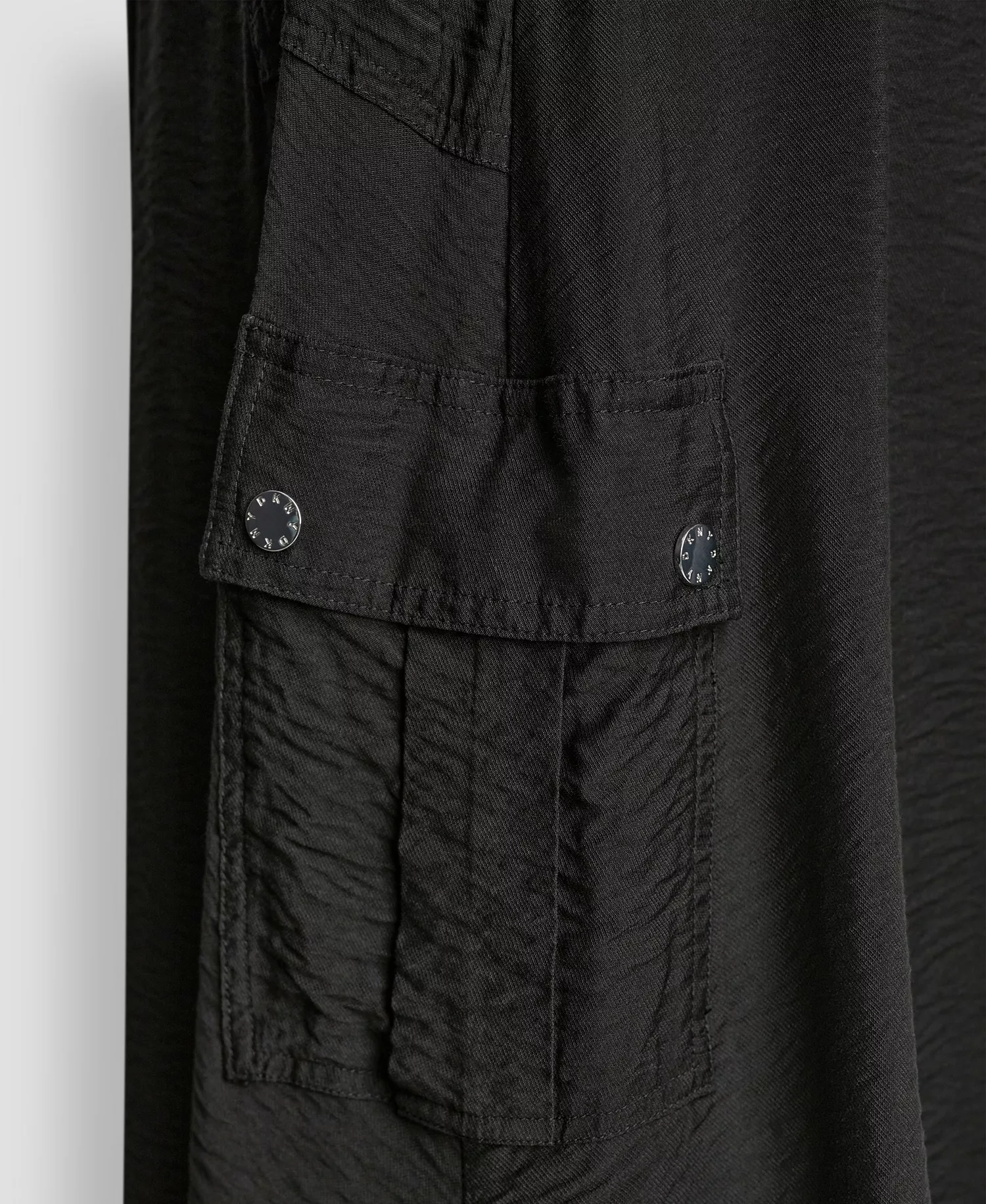 Women's Pull-On Bubble Hem Cargo Skirt - Black - L