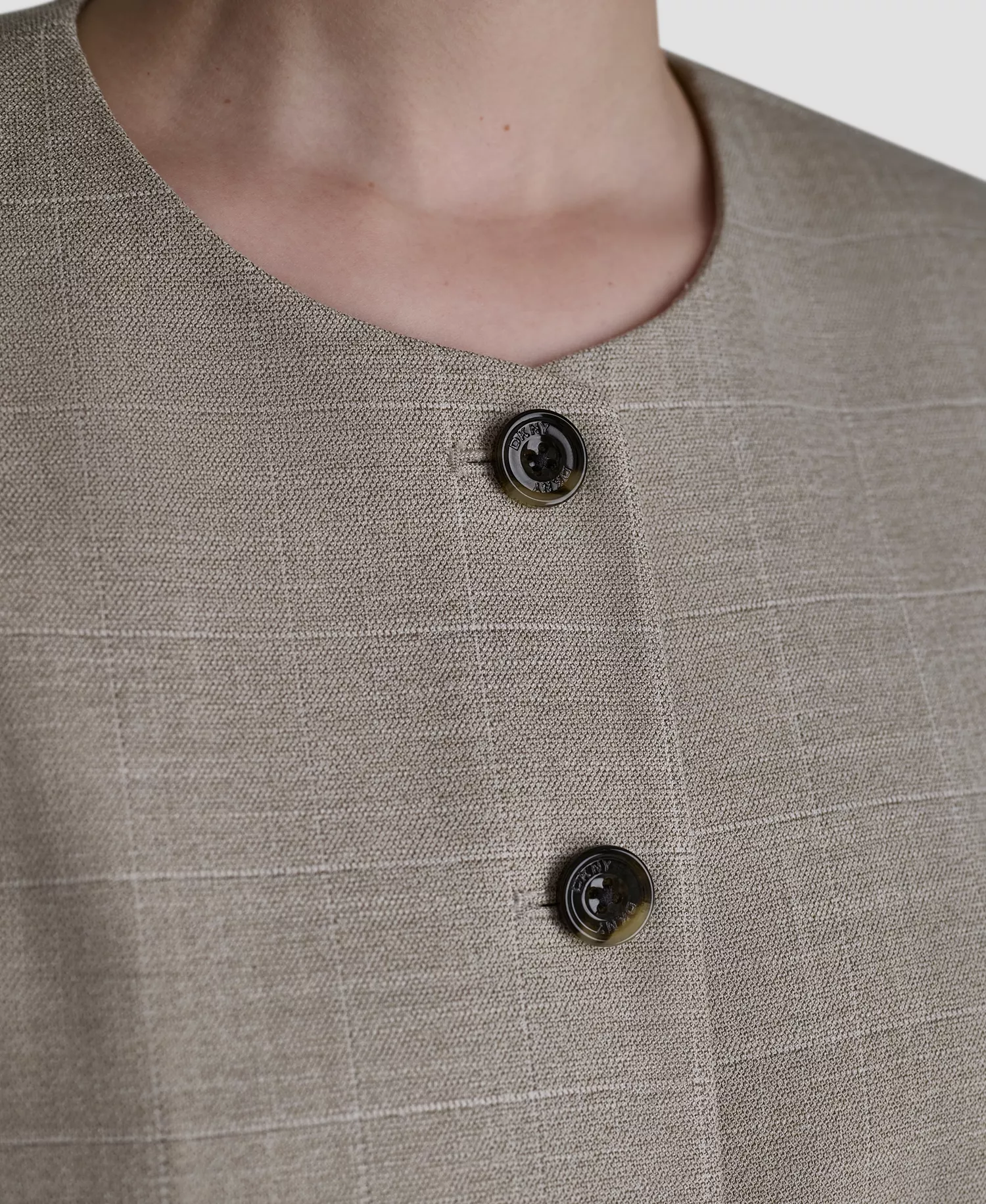 Women's Windowpane Short-Sleeve Crew Neck Structured Top - Pebble / White Combo - 0