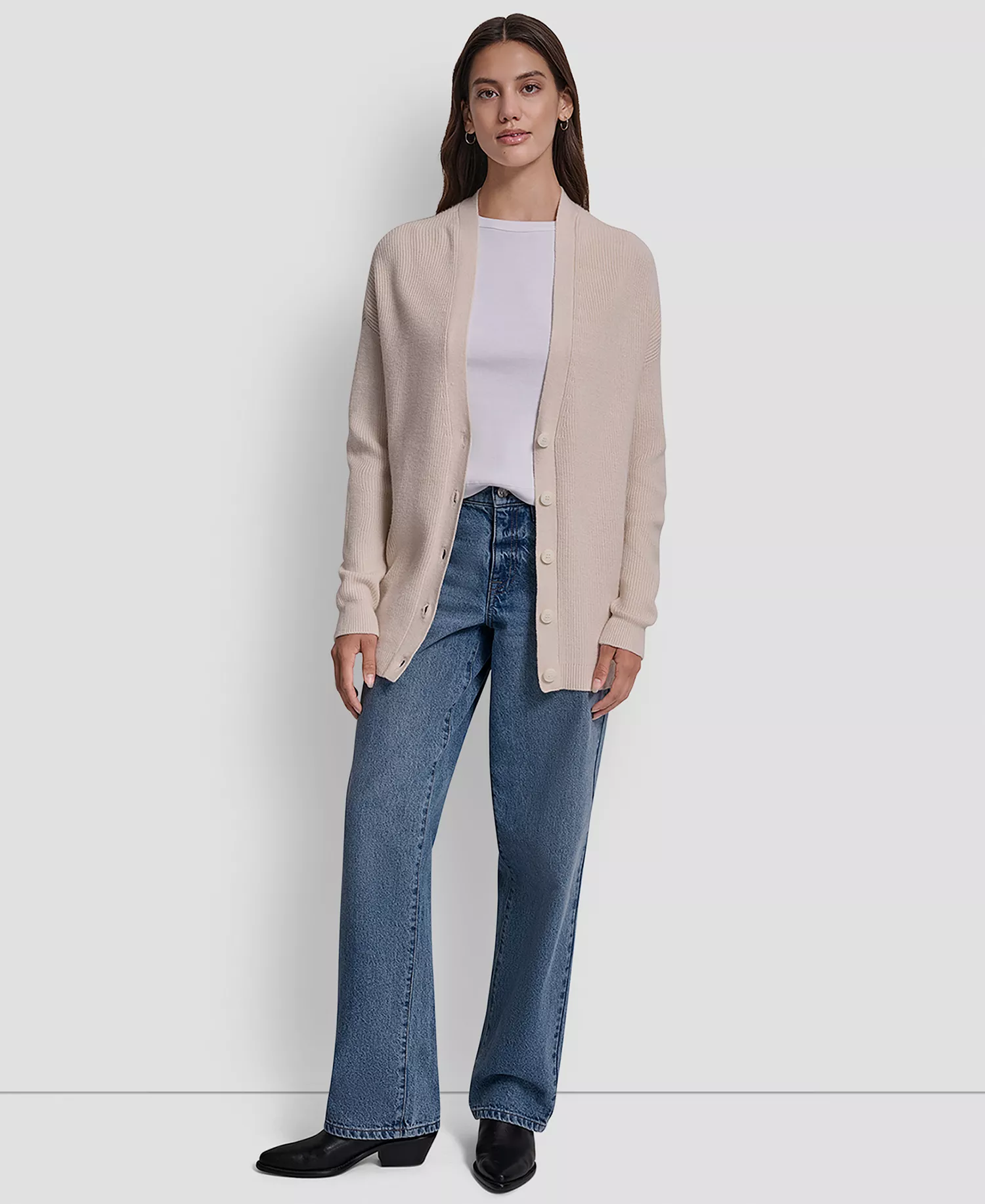 Women's Relaxed V-Neck Shaker Stitch Cardigan With Suede Logo Patch - Blonde - L