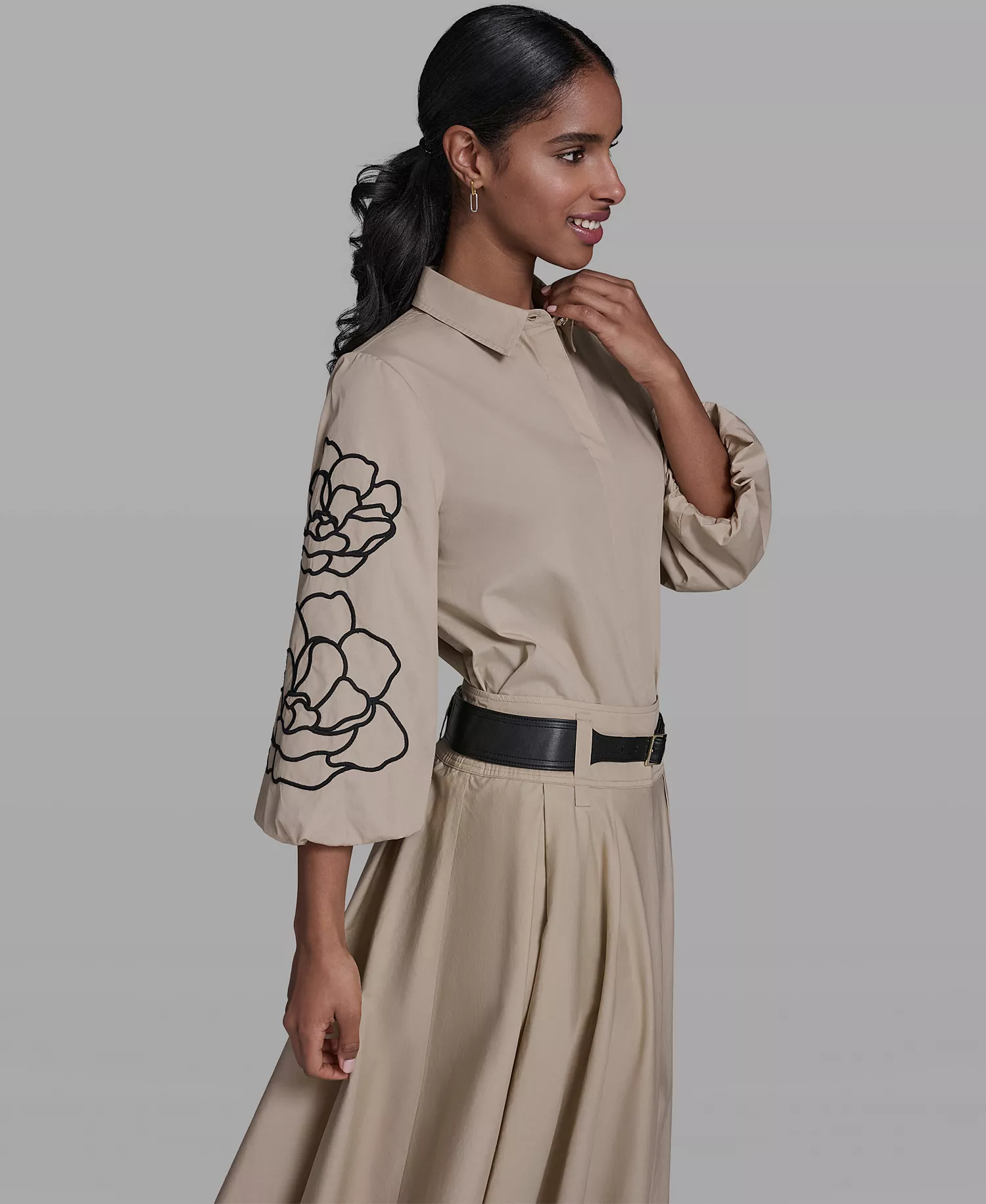 Women's Floral Detailed Collared Blouse - French Beige - L