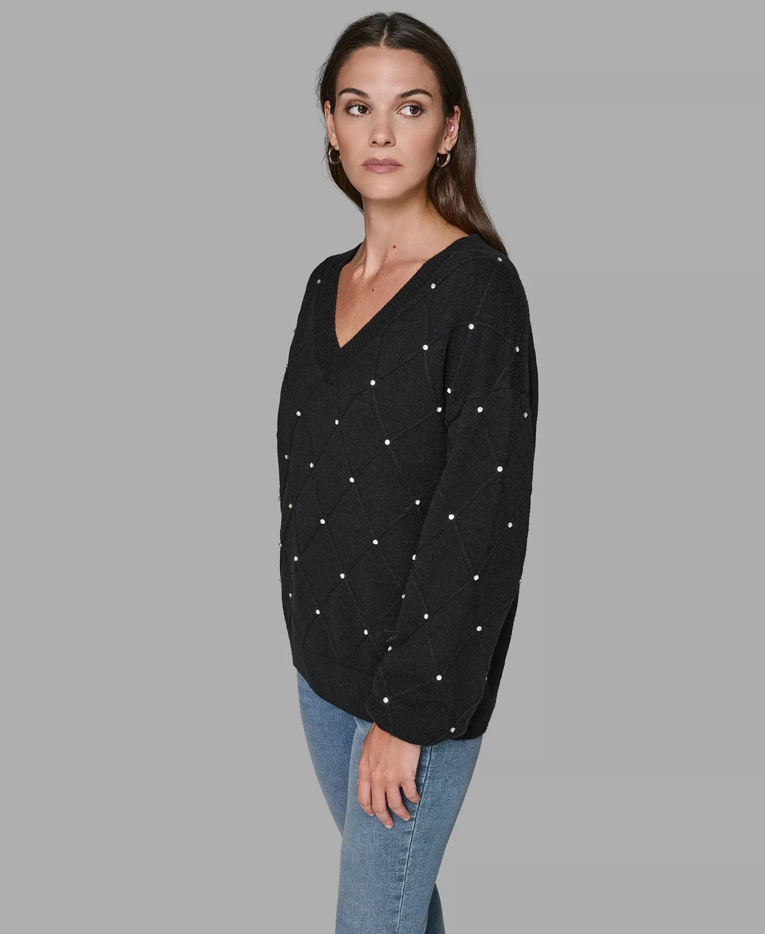 V-Neck Diamond Pattern Sweater - Black - XS