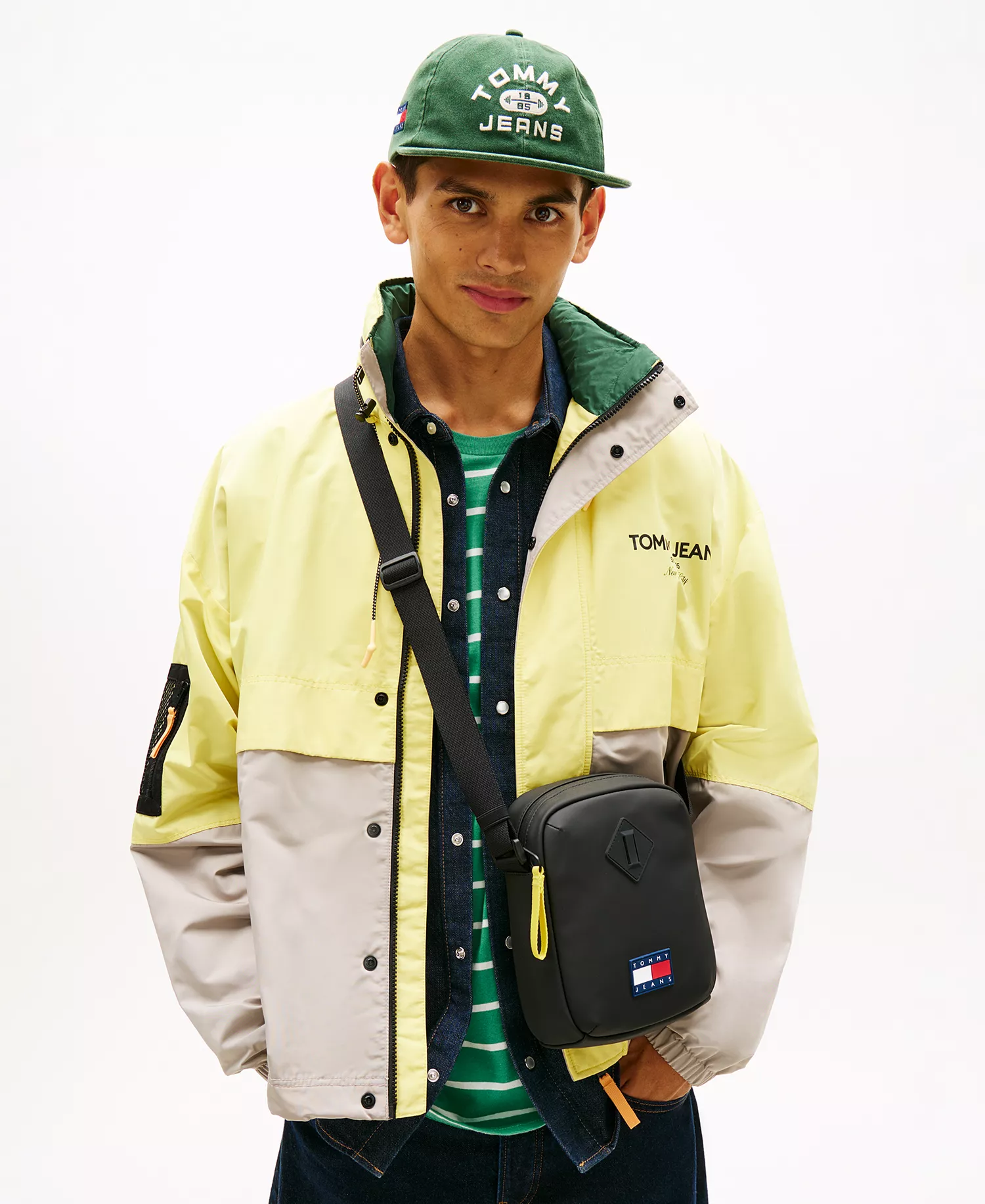 Men's Daily Elevated Reporter Bag - Black - No Size