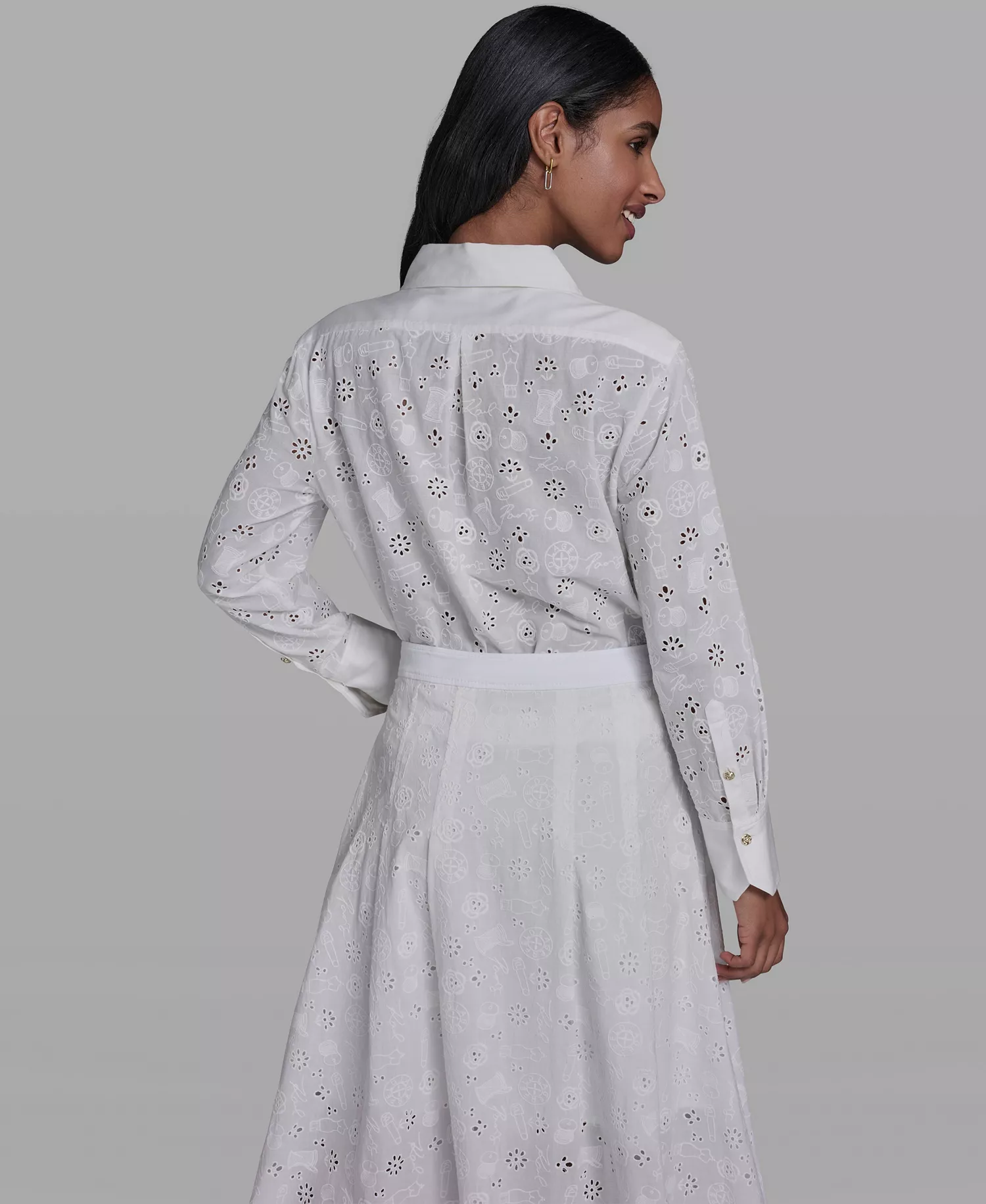 Women's Collared Eyelet Long-Sleeve Blouse - Soft White - L