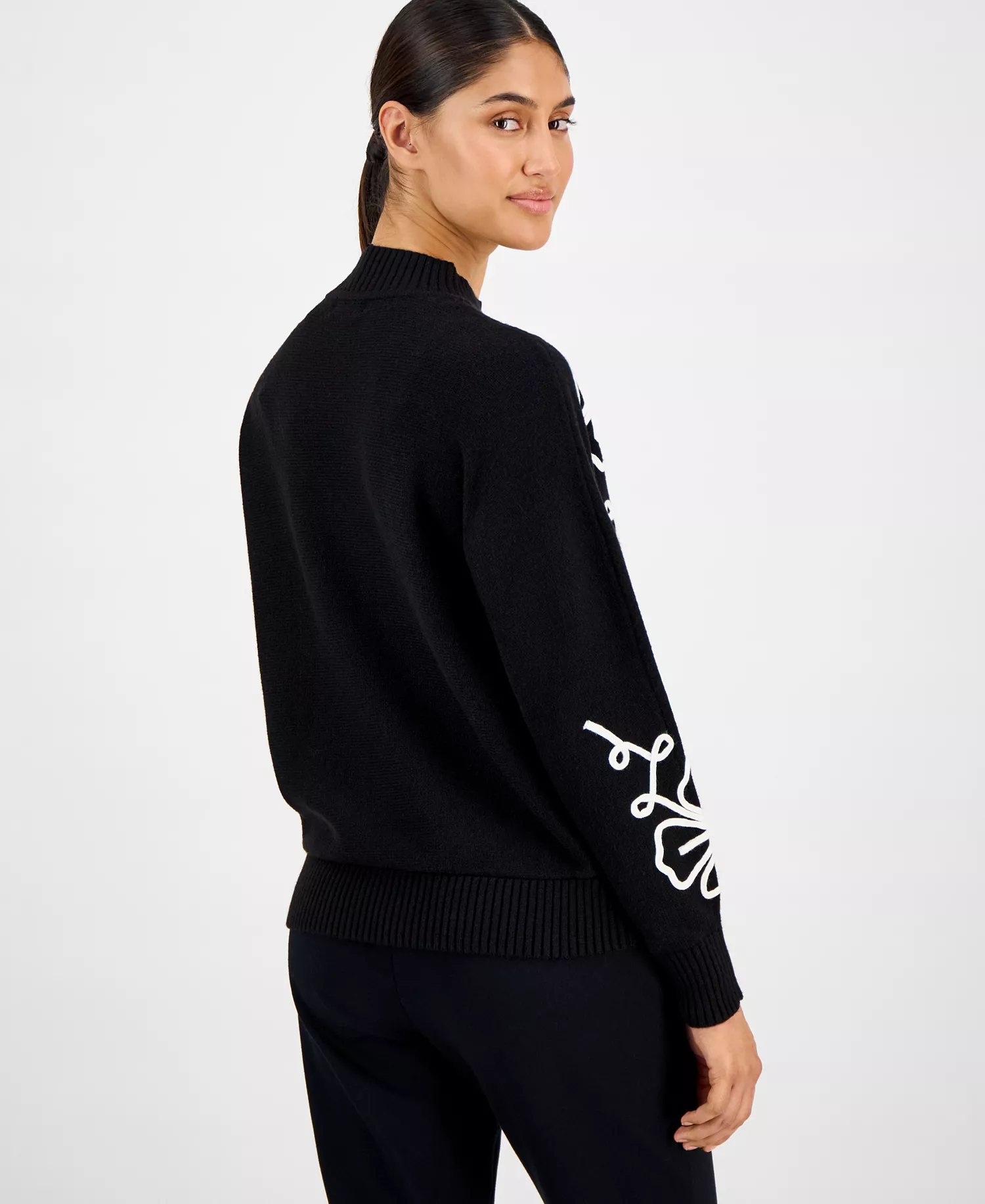 Women's Mock Neck Floral Embroidered Sweater - Black/white - L