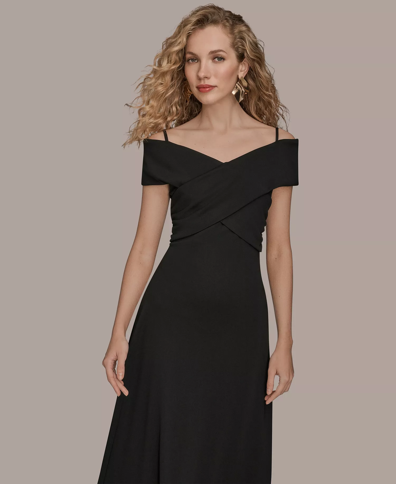 Women's Criss-Cross Off-Shoulder Dress - Black - 10