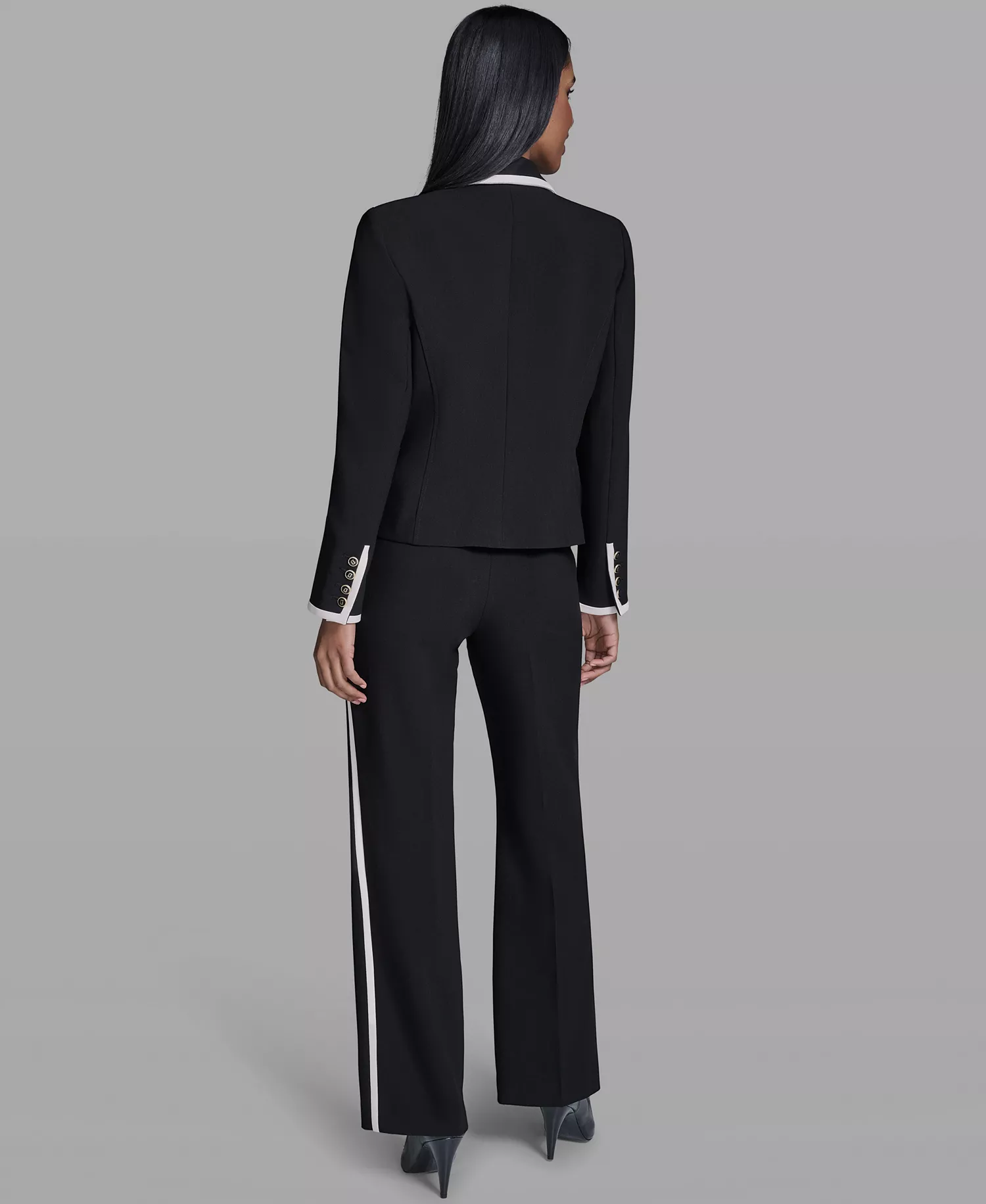 Women's Framed Notch-Collar Jacket - Black/Bisque - 0