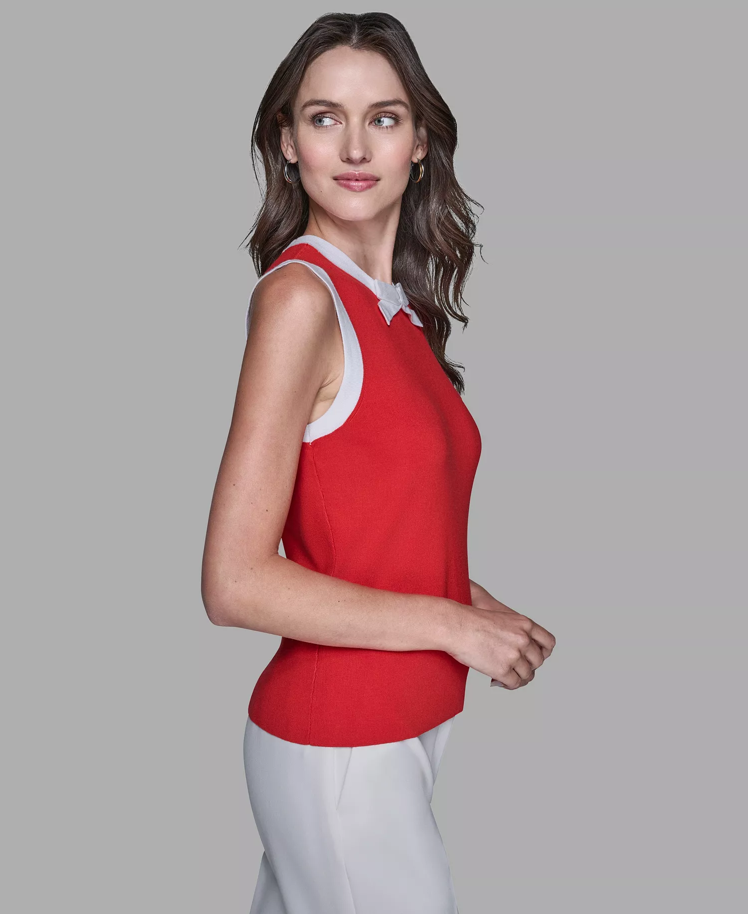 Women's Bow-Tie Sleeveless Sweater - Apple Red/Soft White - L
