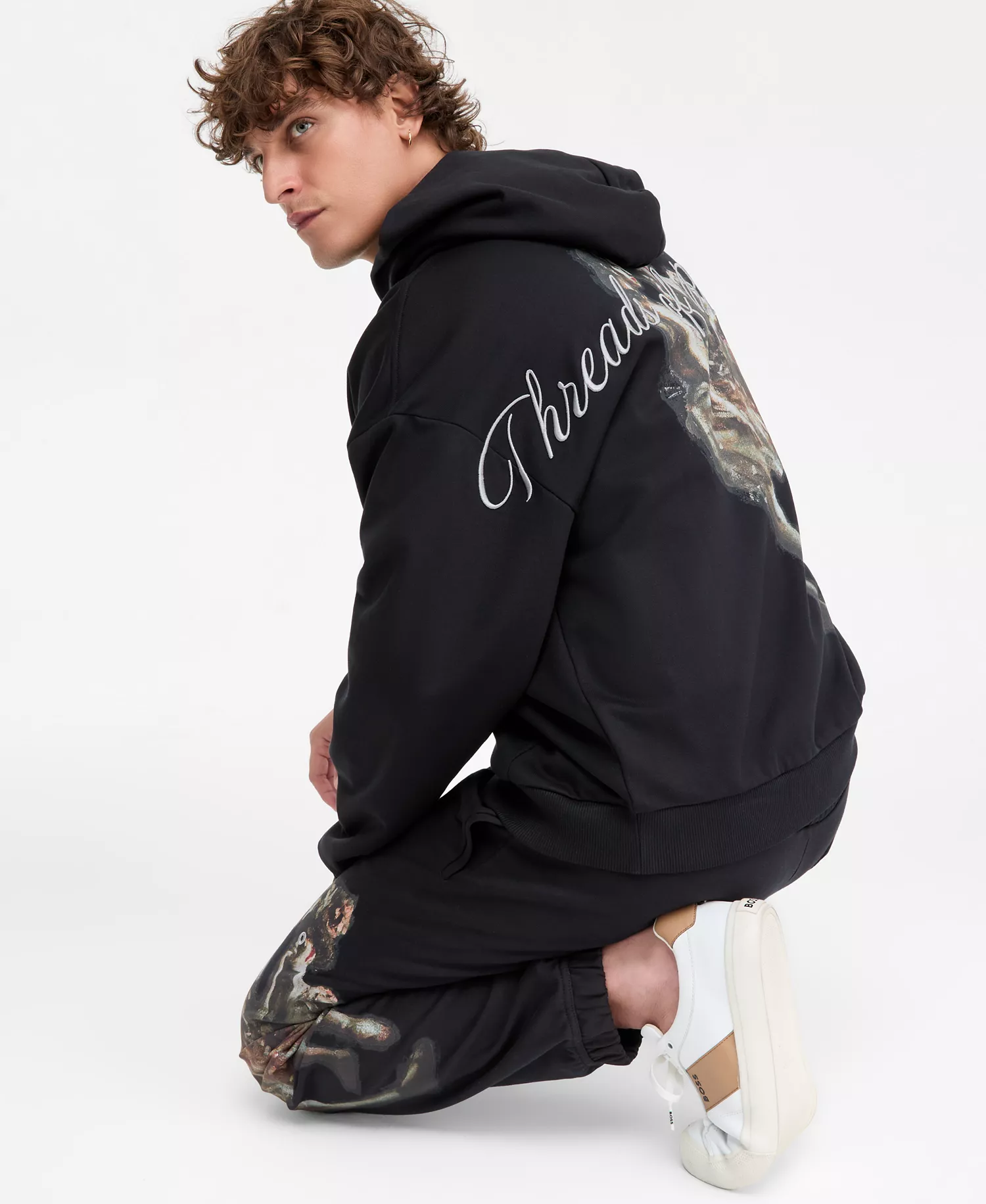 Men's Dabilano Oversized Long-Sleeve Graphic Hoodie - black - L