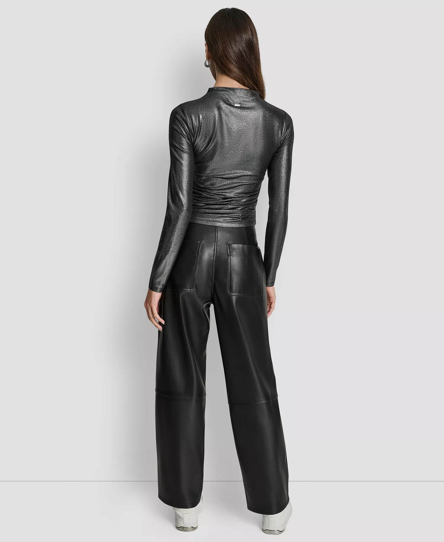 Women's Ruched Detail Long-Sleeve Top - Black/silver - L