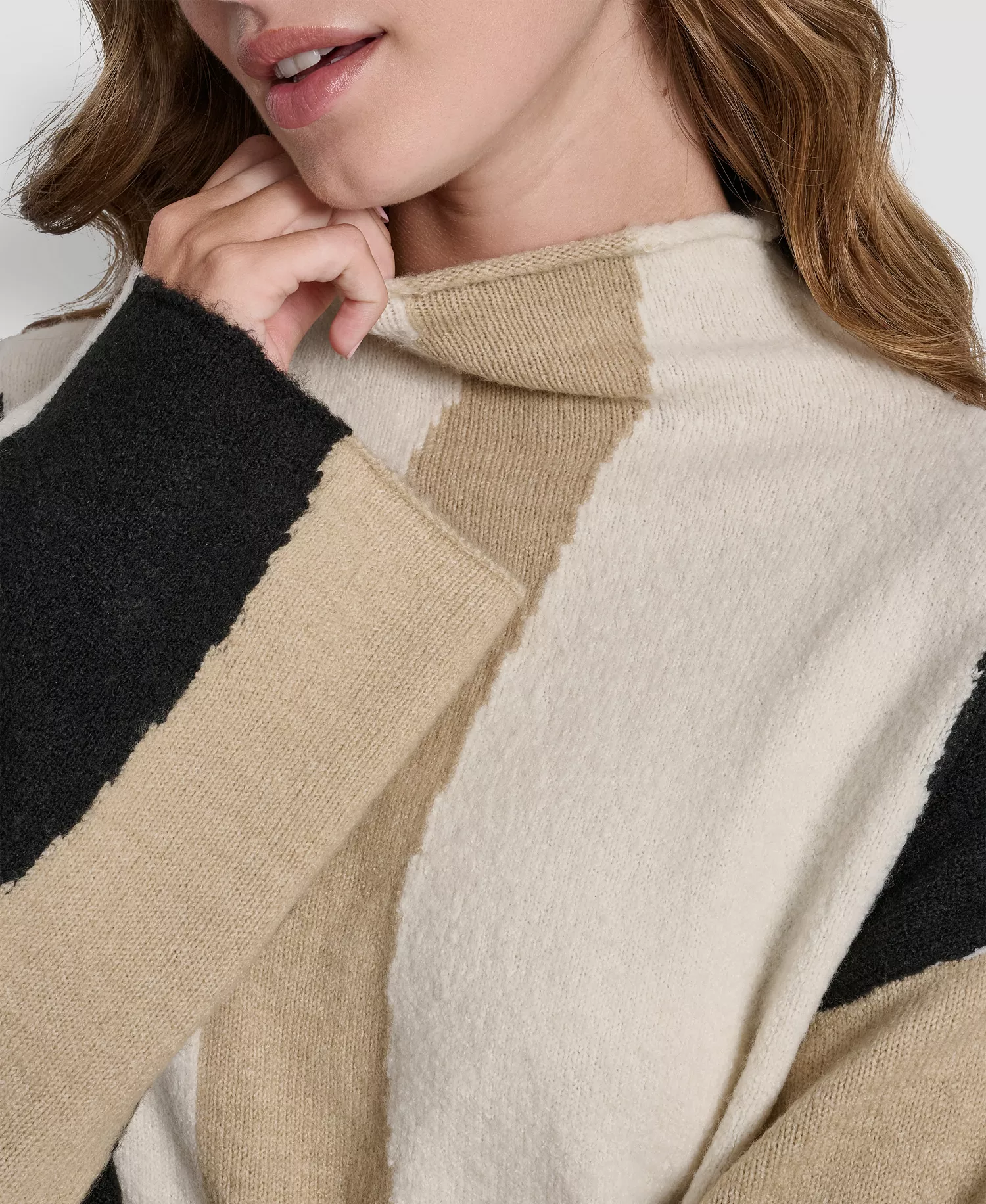 Women's Long-Sleeve Mock Neck Color-Block Sweater - Ecru Multi - L