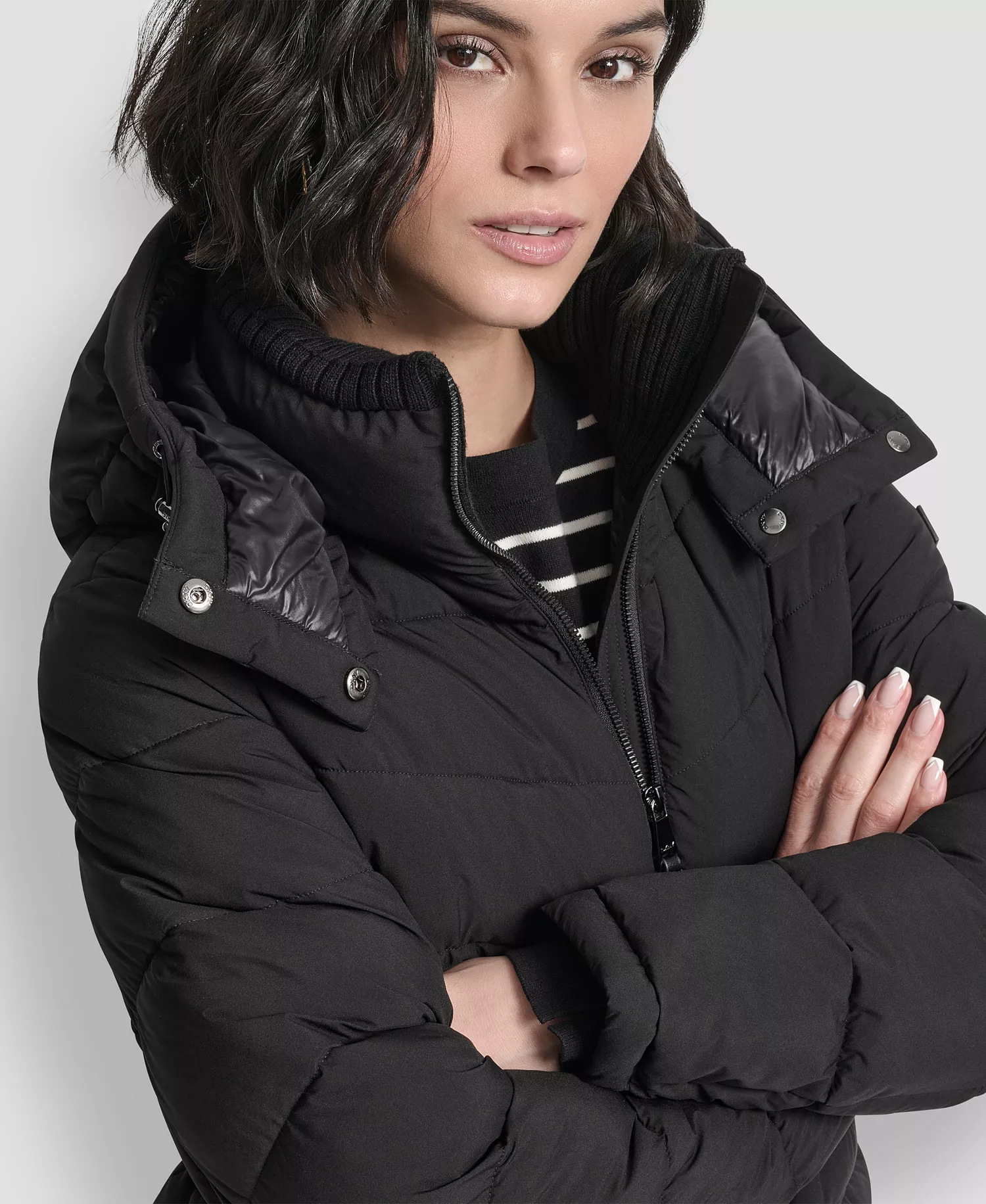 Women's Shine Hooded Anorak Puffer Coat - Black - L