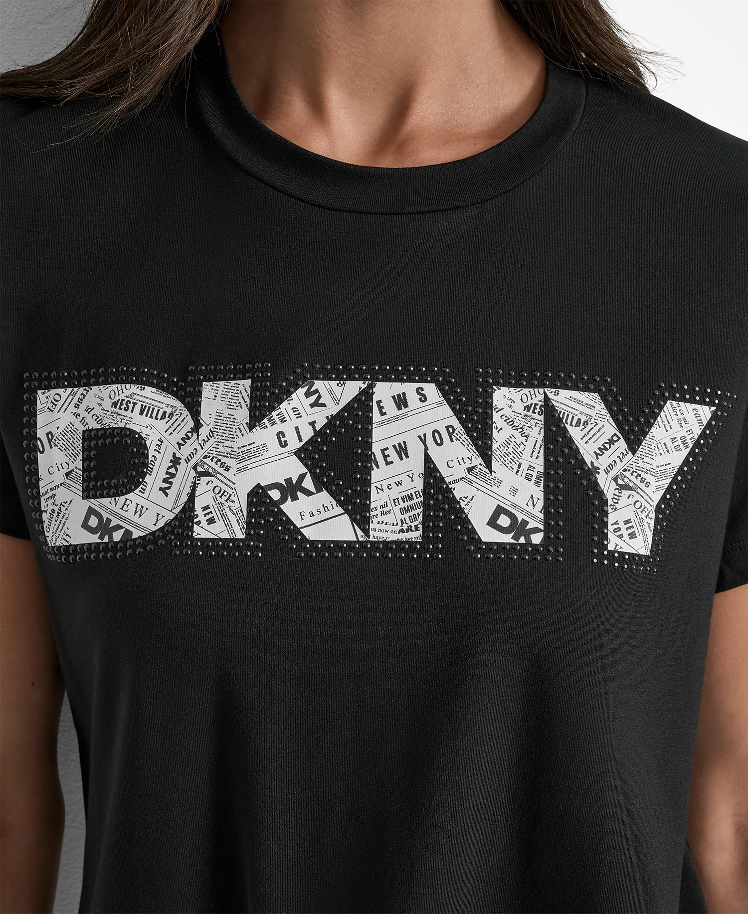 Women's Newspaper Logo Crewneck T-Shirt - Black - L