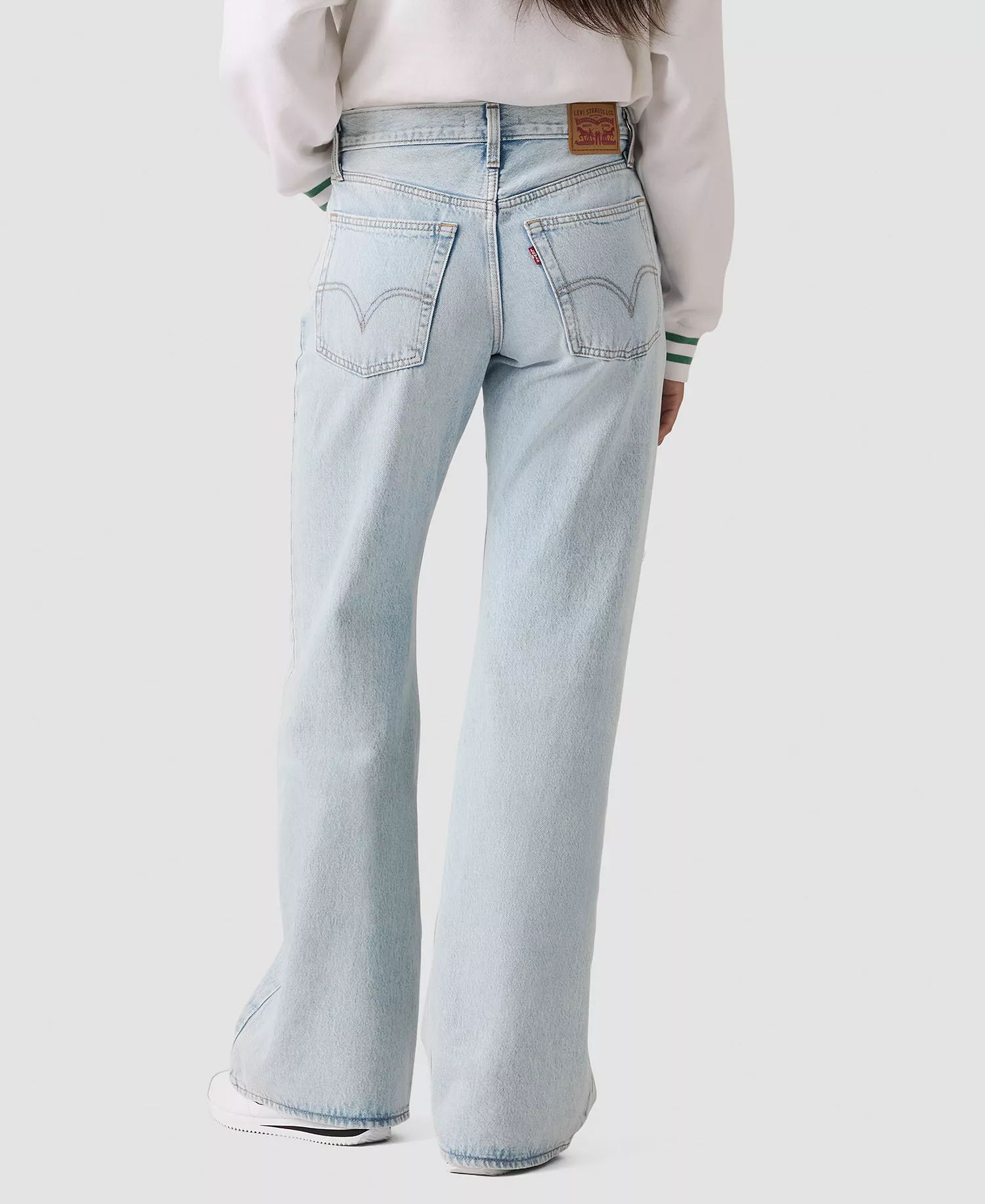 Women's Middy Loose Mid Rise Bootcut Jeans - Abraided - 24