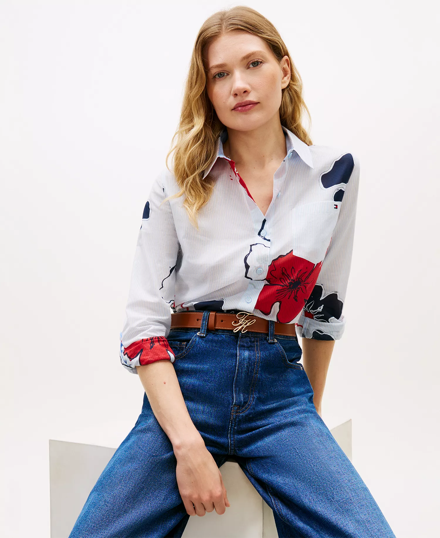 Women's Printed Button-Front Roll-Tab Shirt - Ithaca Poppy Print - L