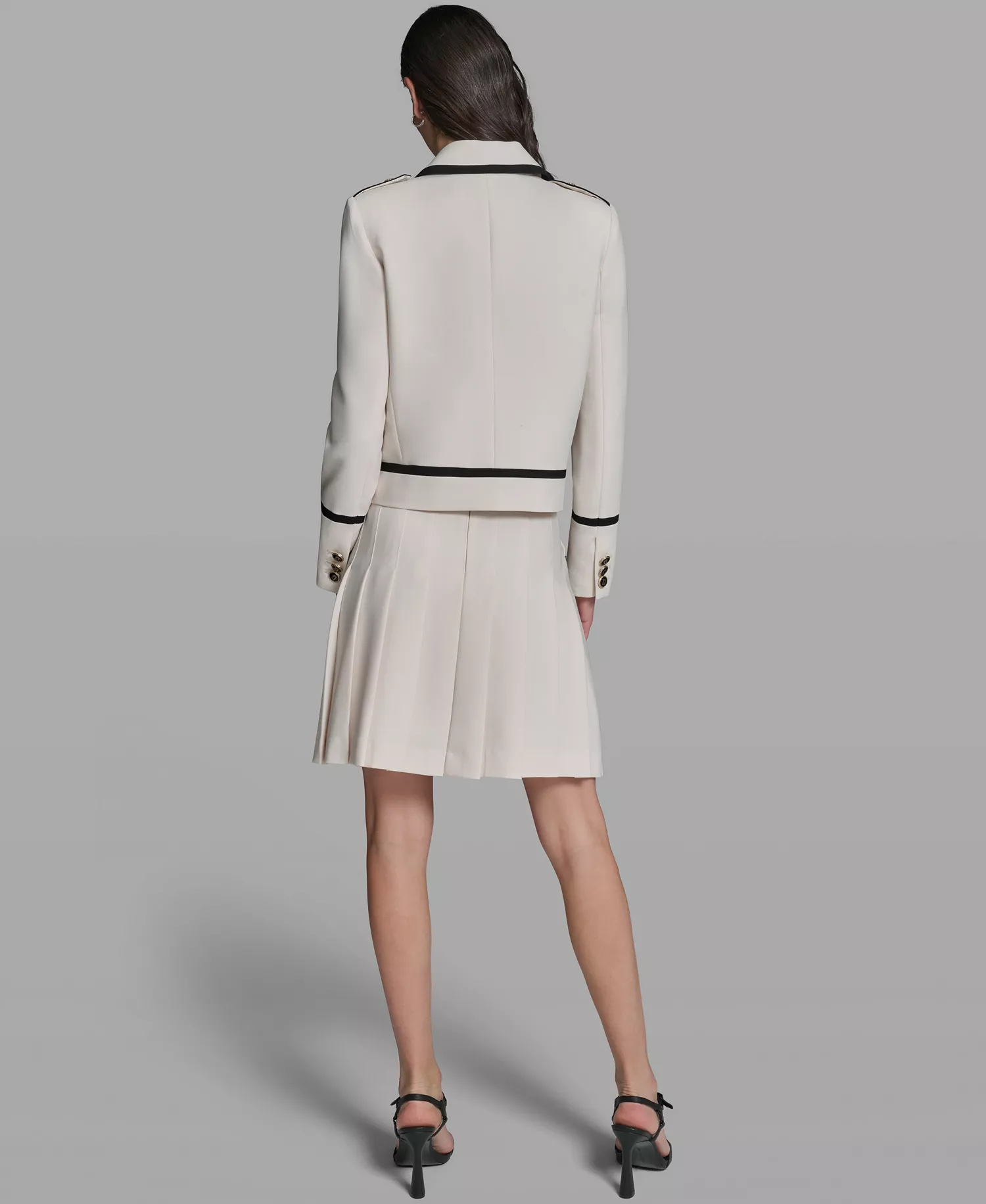 Women's Notch Lapel Cropped Jacket - Bisque/blk - 0