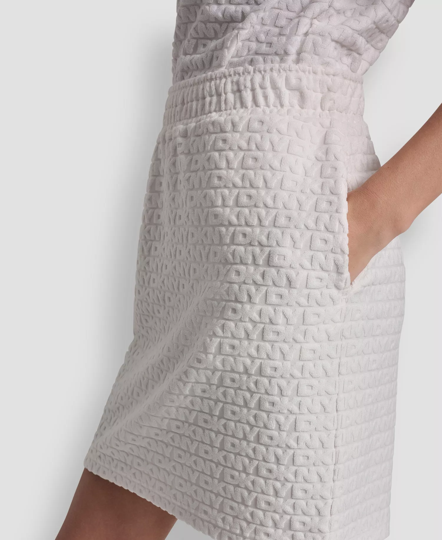 Women's Logo Jacquard Pull-On Mini Skirt - Ivory - L