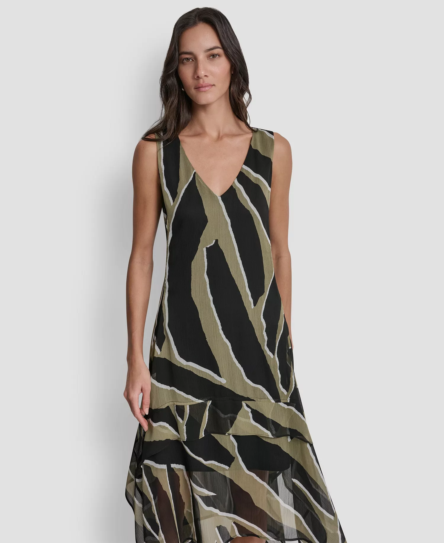 Women's Sleeveless Layered Crinkle V-Neck Dress - Jungle Black - L