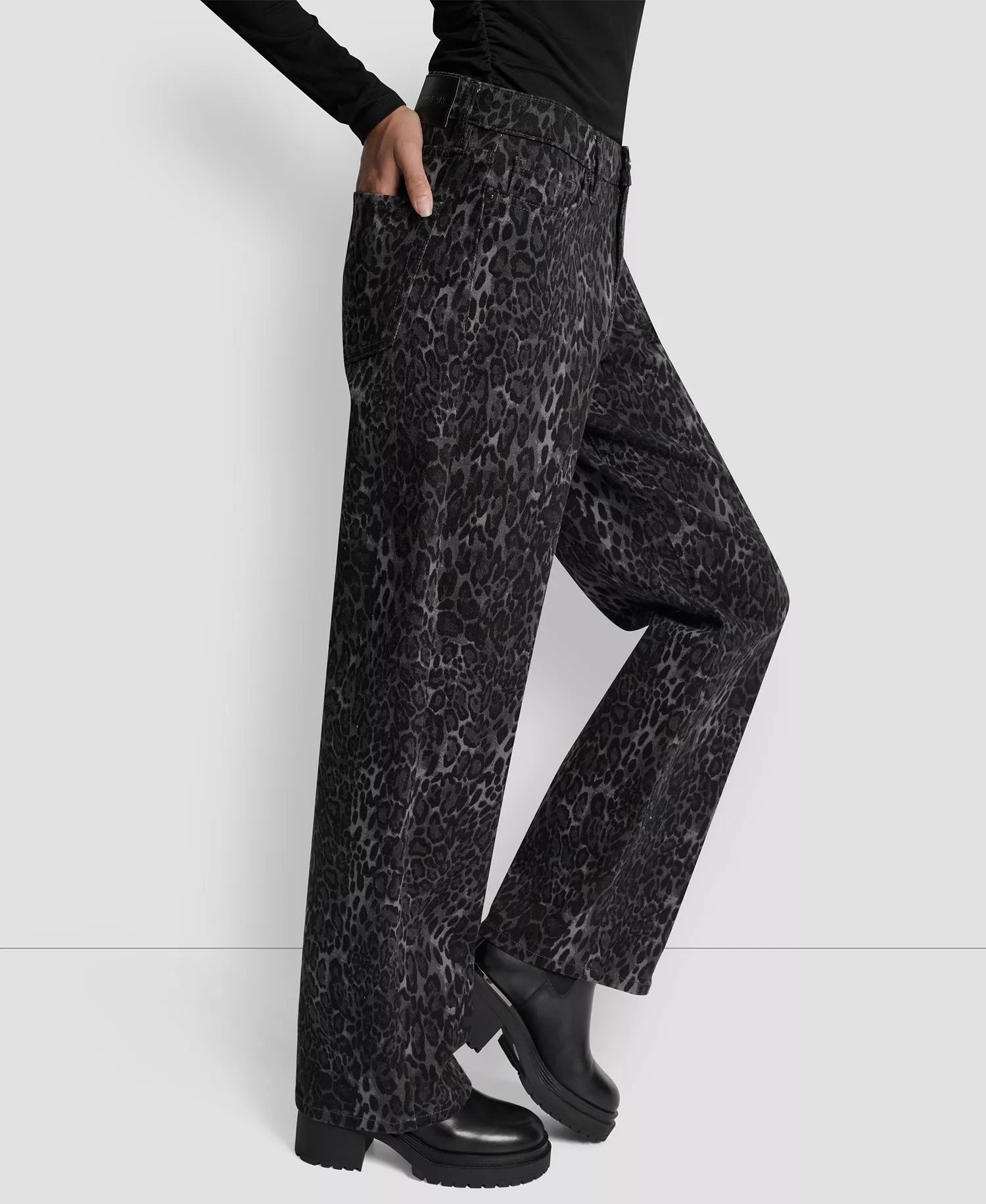 Women's Mid Rise Leopard Print Jeans - Forged Iron Jaguar - 24