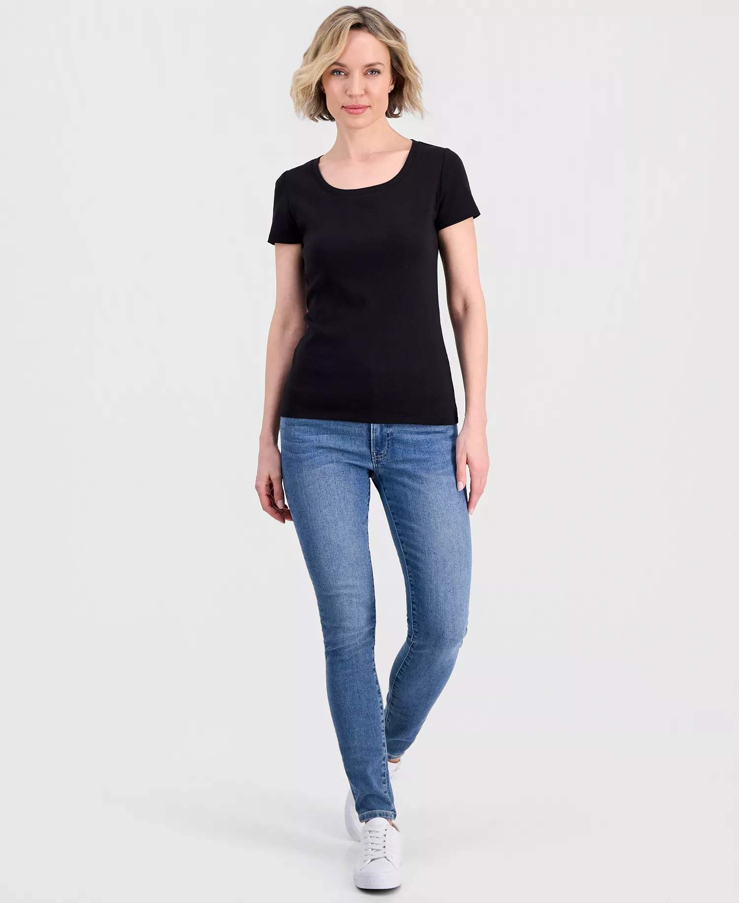 Jeans Women's Cotton Short-Sleeve Scoop-Neck Tee - Black - L