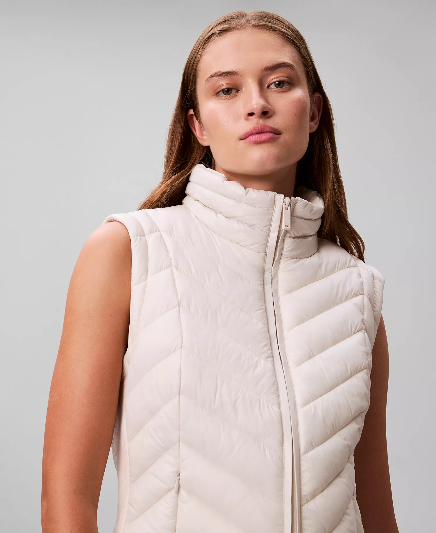 Women's Slim Sleeveless Puffer Vest - Chalk - L