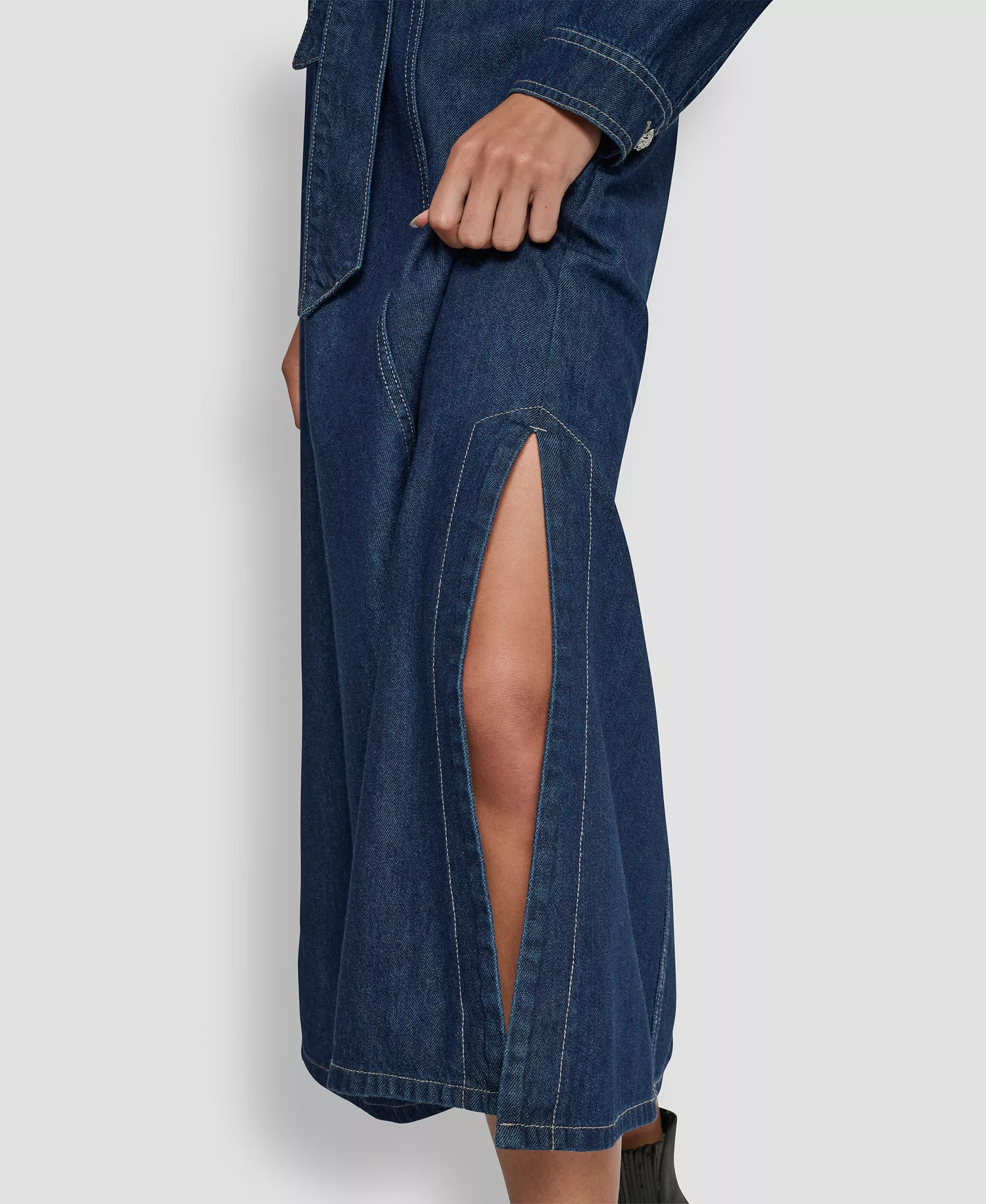 Women's Self-Belted A-Line Shirt Dress - Carmine Wash - L