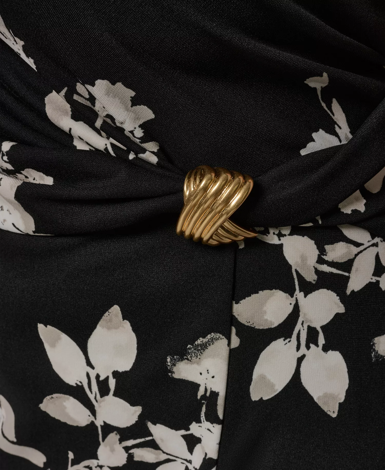 Plus Size Sleeveless Side Ring Sheath Dress - Black Multi - 14W