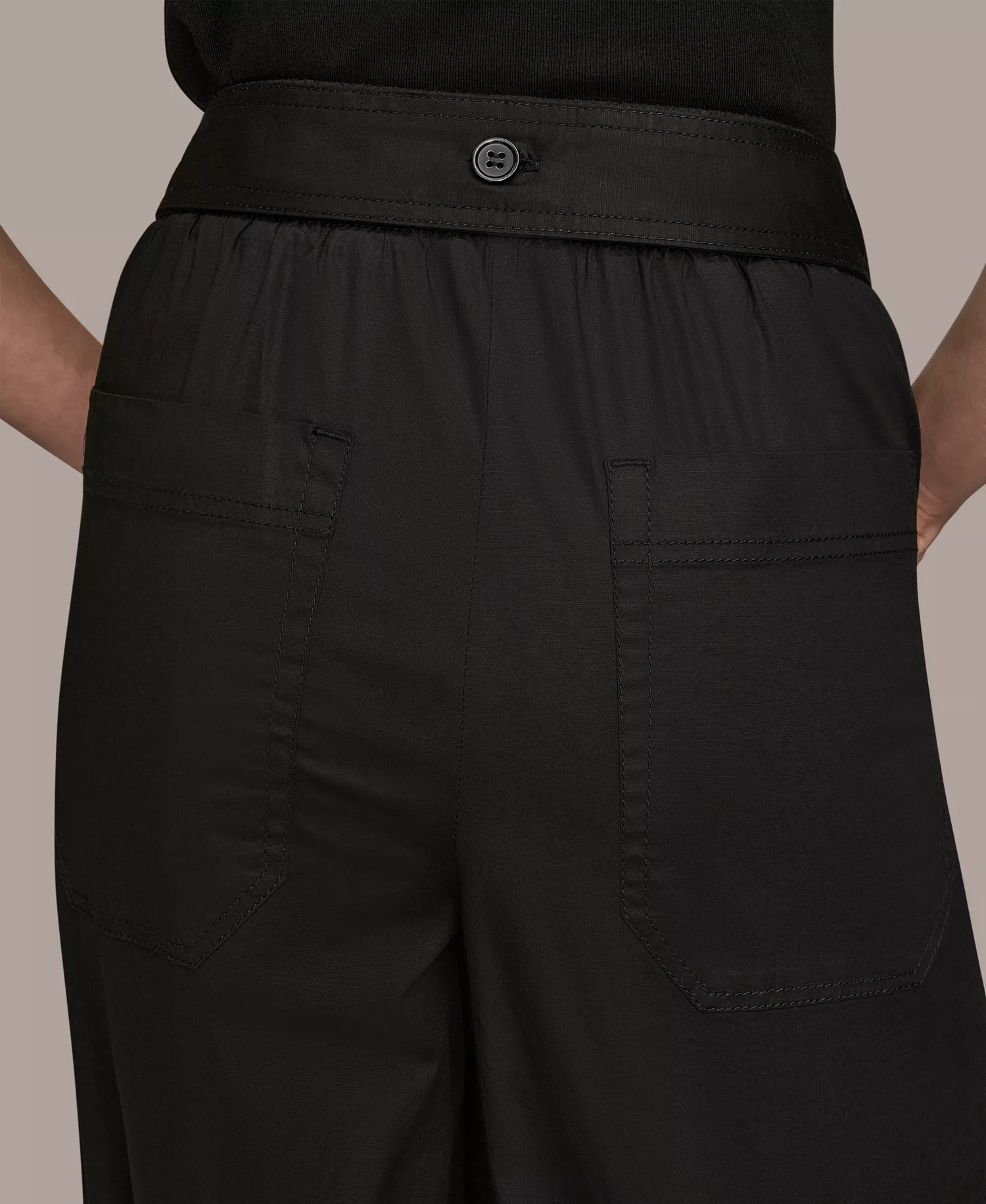 Women's Stretch Poplin Self Belted Crop Pants - Black - L