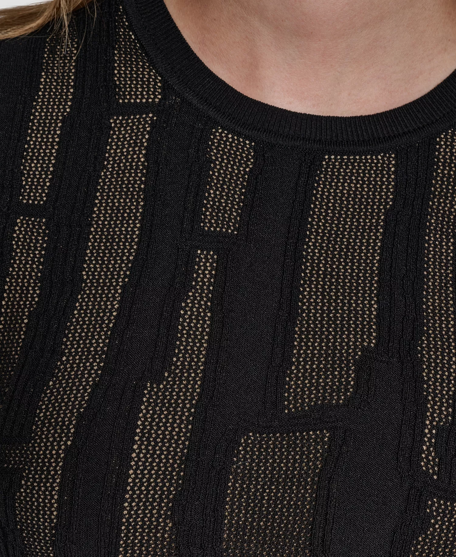 Women's Long-Sleeve Double Layer Mixed Stitch Sweater - Black/travertine - L