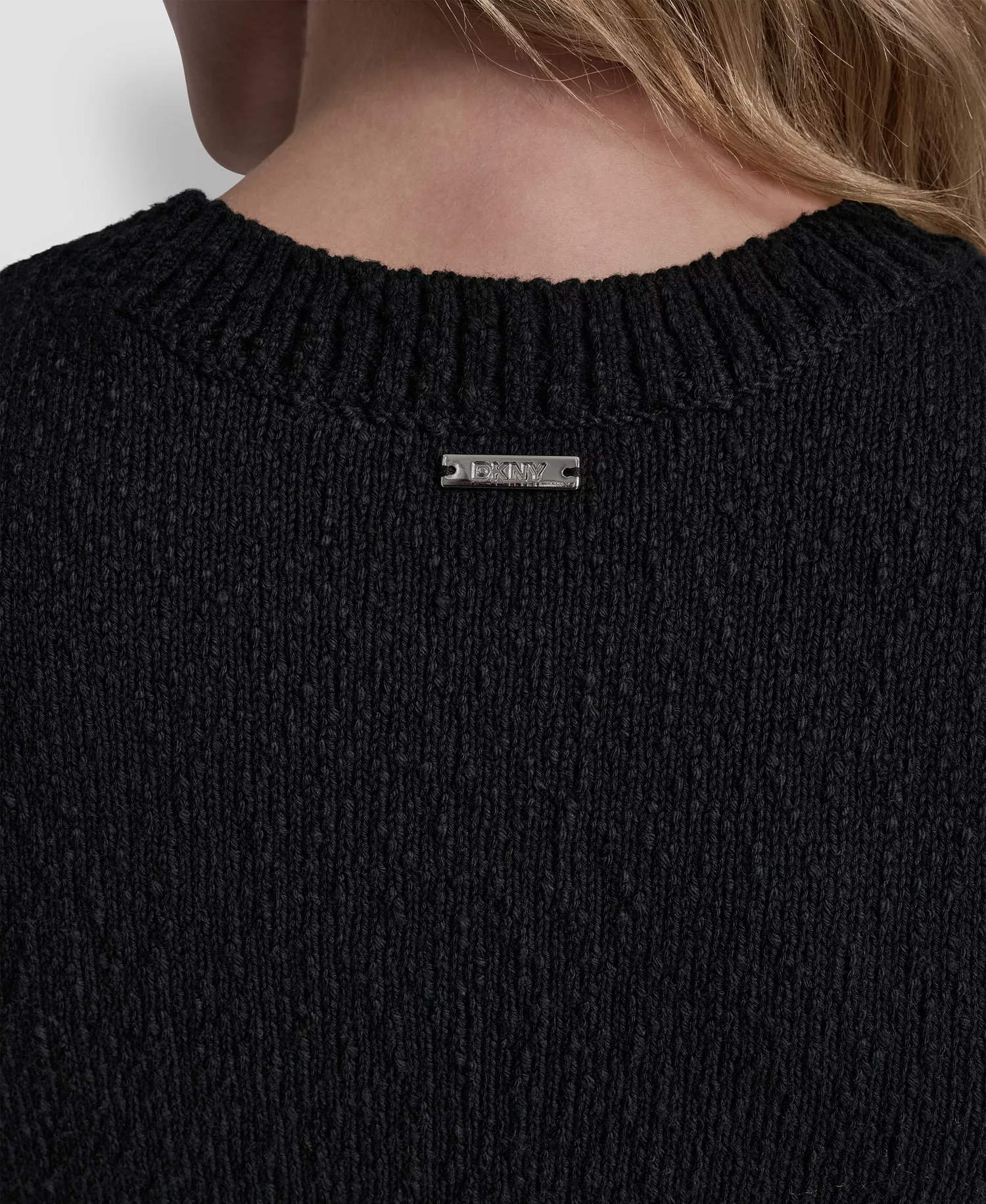 Women's Crew Neck Pull-On Sweater - Black - L