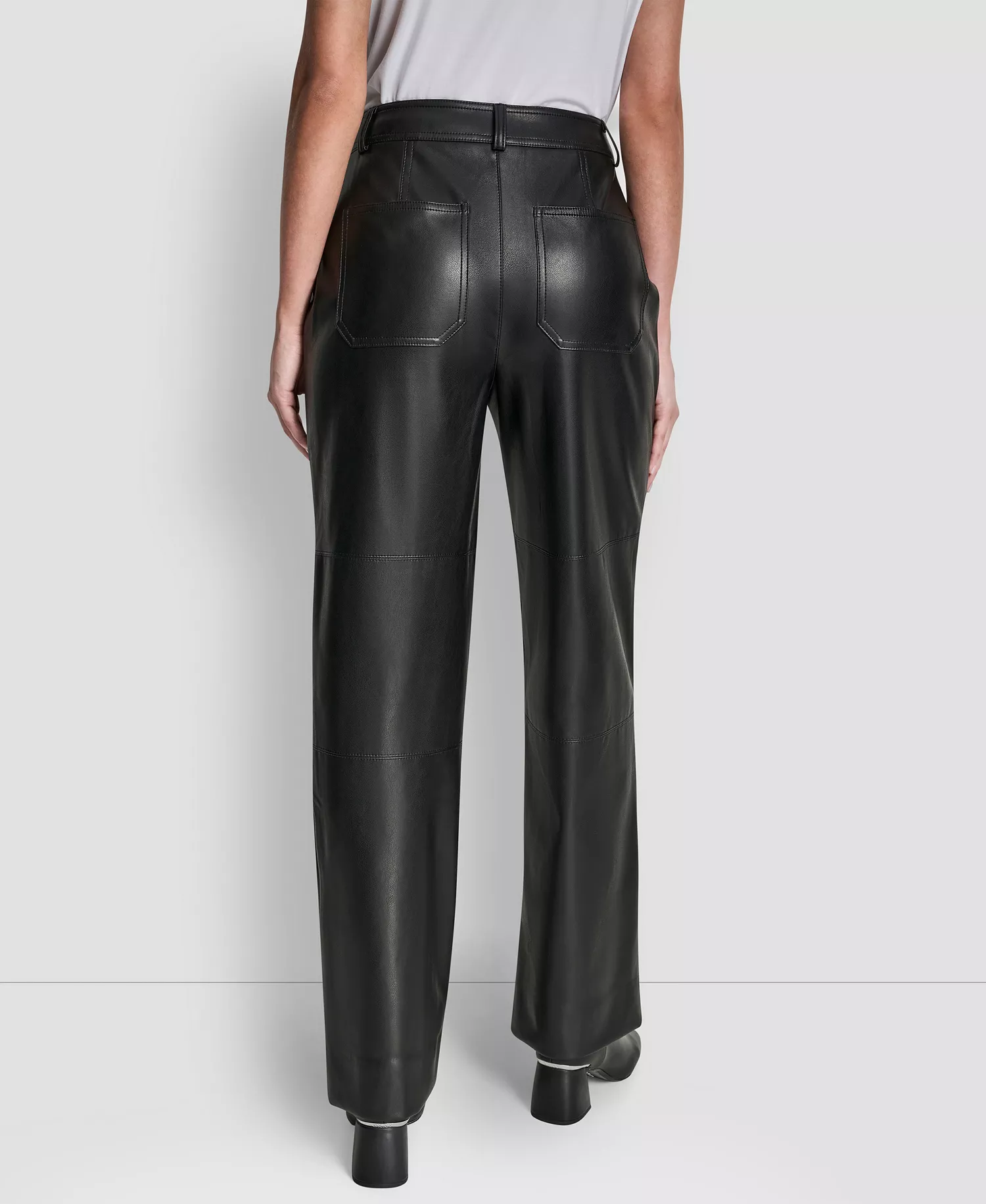 Women's Seamed Straight-Fit Pants - Black - 10