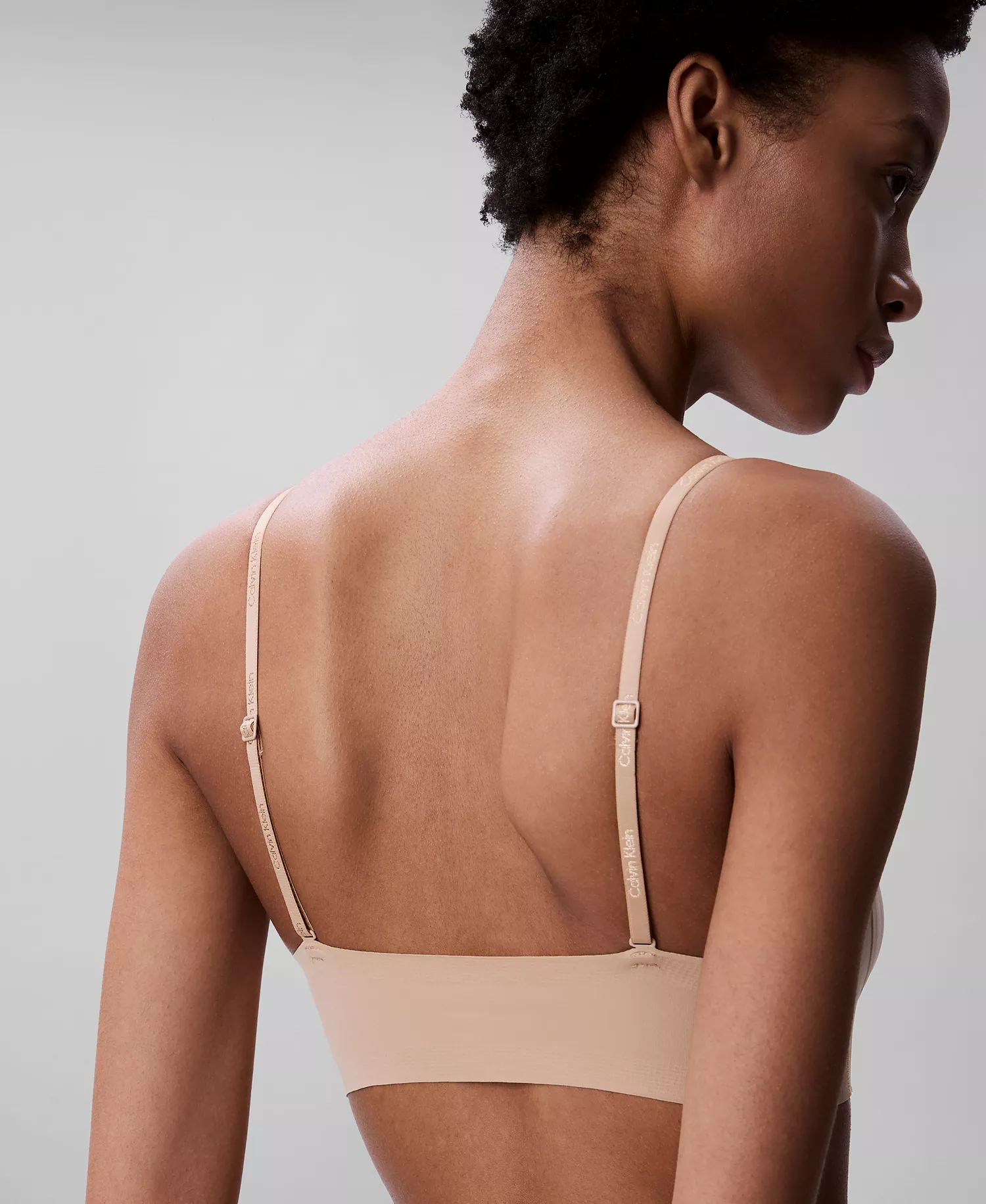 Women's Invisibles Gel Wire Lightly Lined Bralette QF7142 - Bare - L