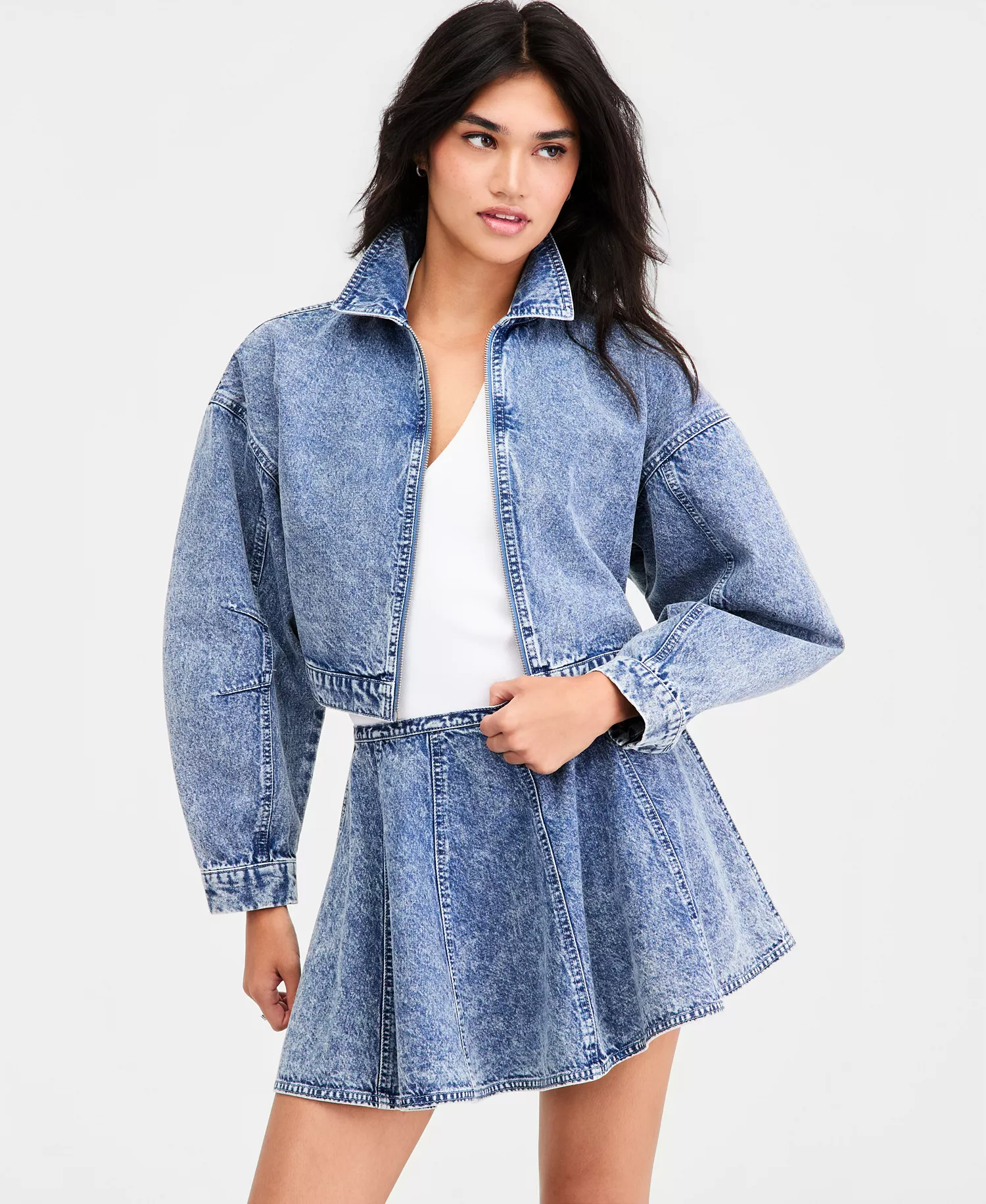 Women's Cropped Denim Jacket, Macy's Exclusive - Acid Wash - L