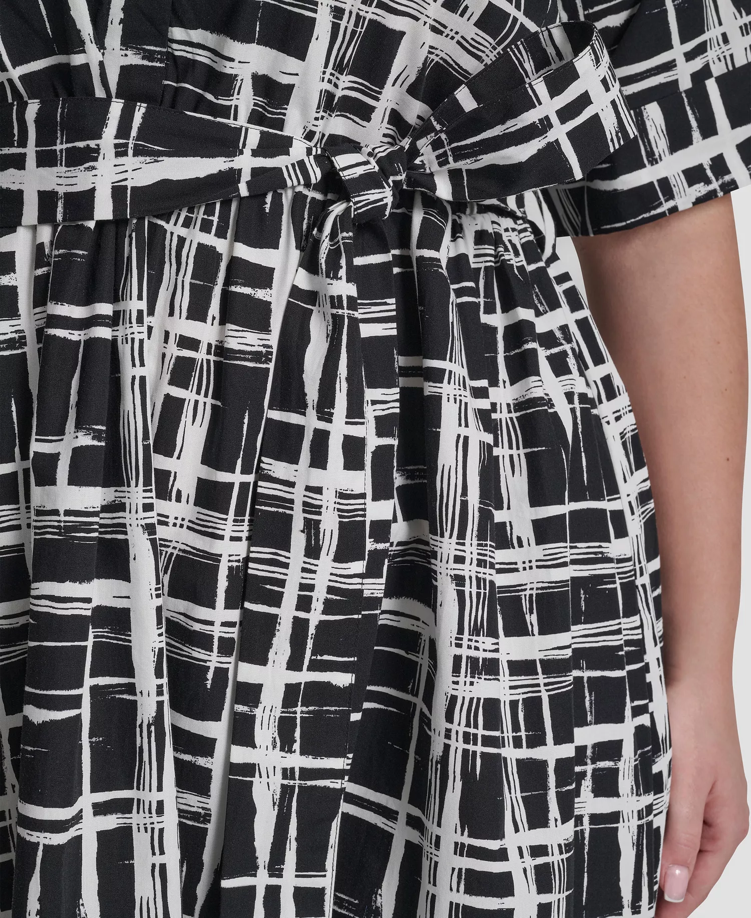 Plus Size Collared Button Down Dress - Black/Ivory - 14W