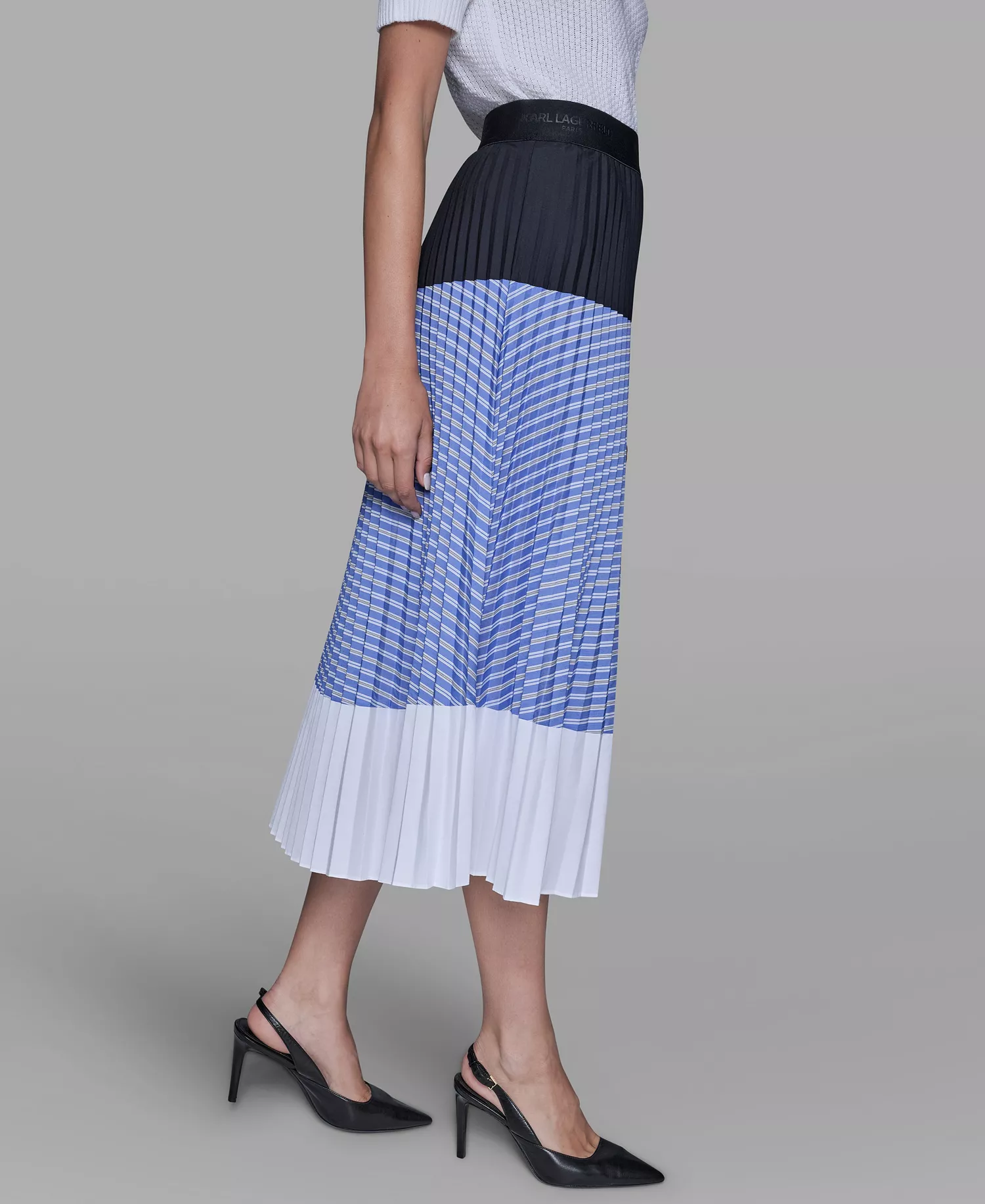 Women's Colorblock Pleated Stripe Pull-On Skirt - French Blue Combo - L