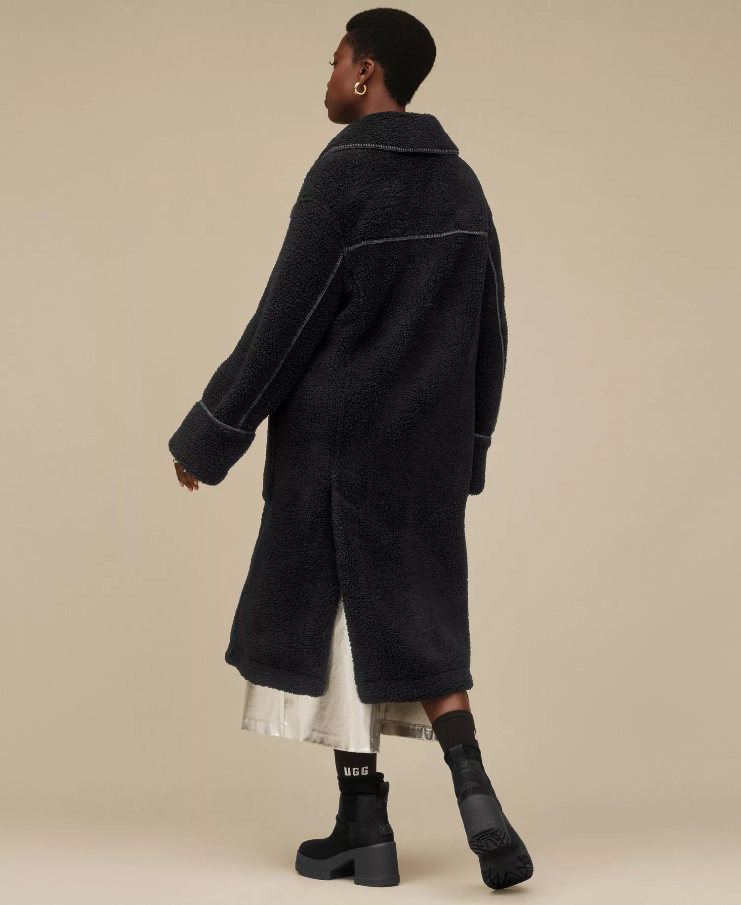 UGG Women's Sema Fluff Coat - Black - L