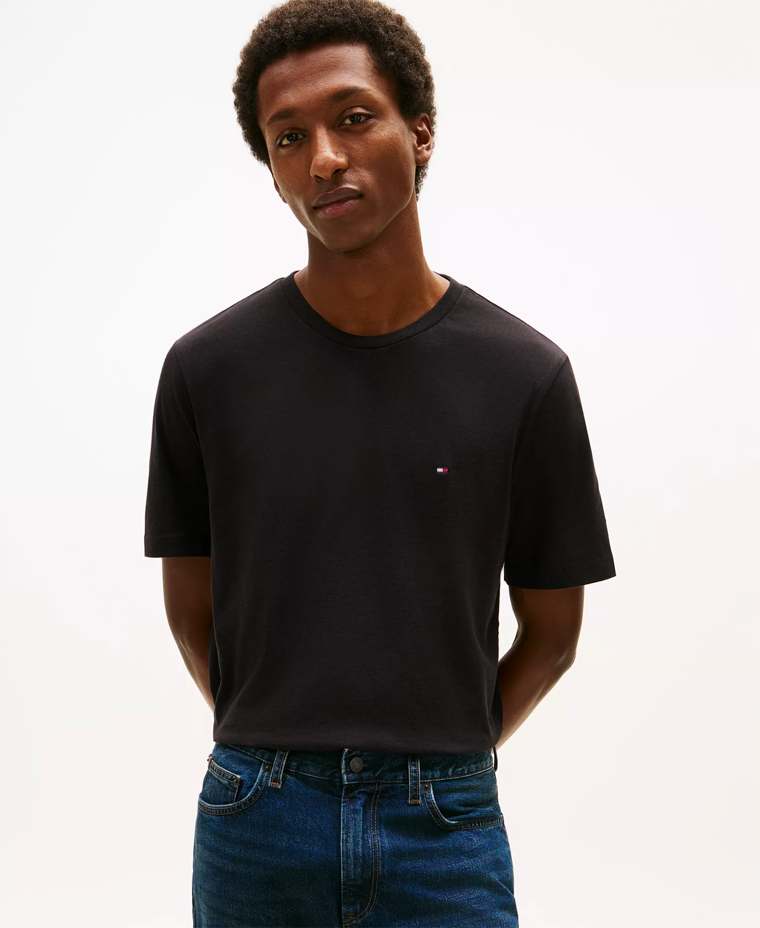 Men's Regular-Fit Essential T-Shirt - Black - L