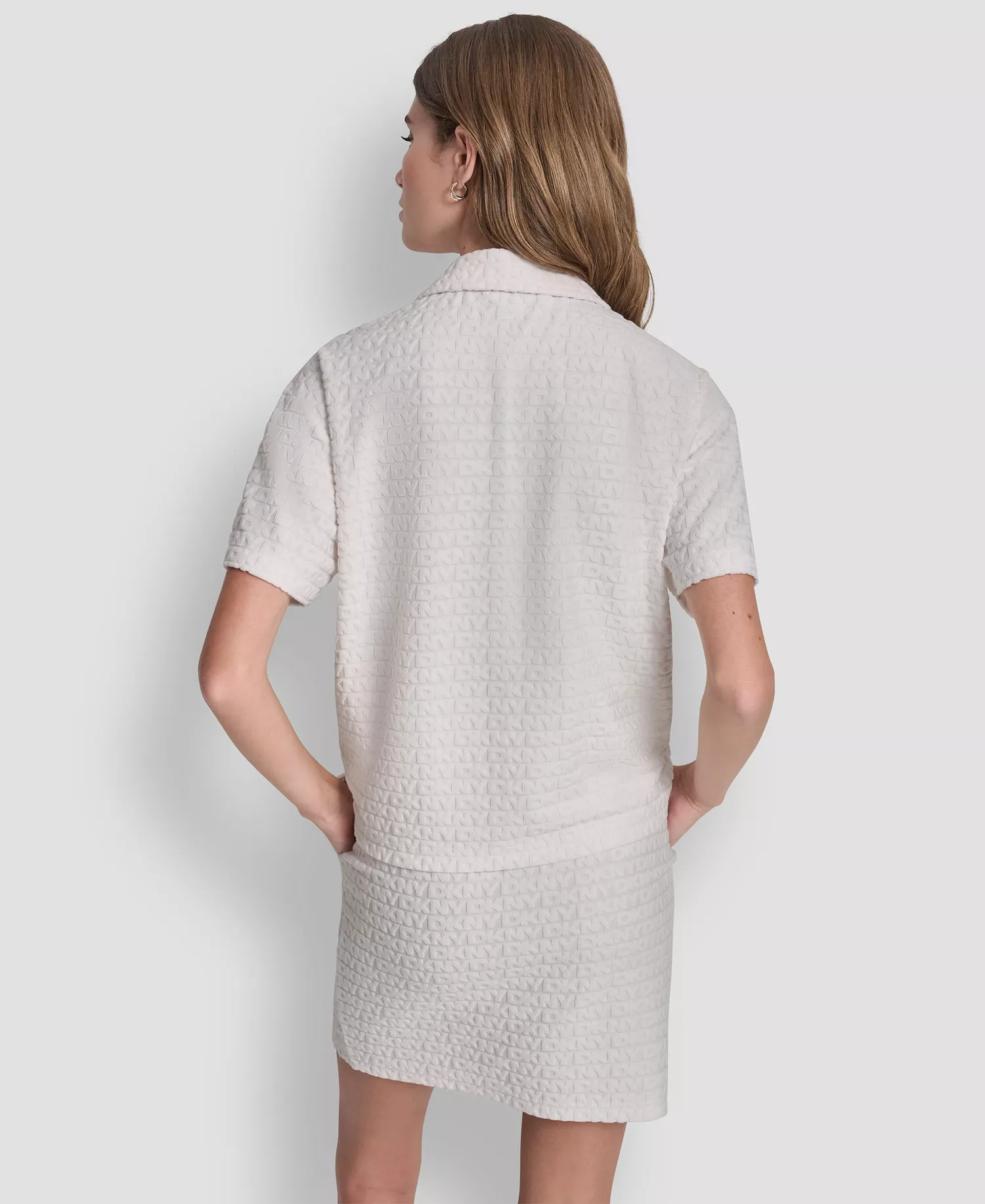 Women's Logo Jacquard Boxy Polo Collared T-Shirt - Ivory - L