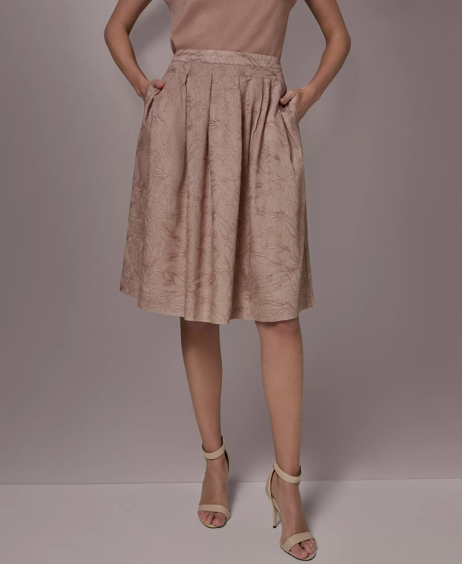 Women's Embroidered Pleated Skirt - Snow Petal - 10