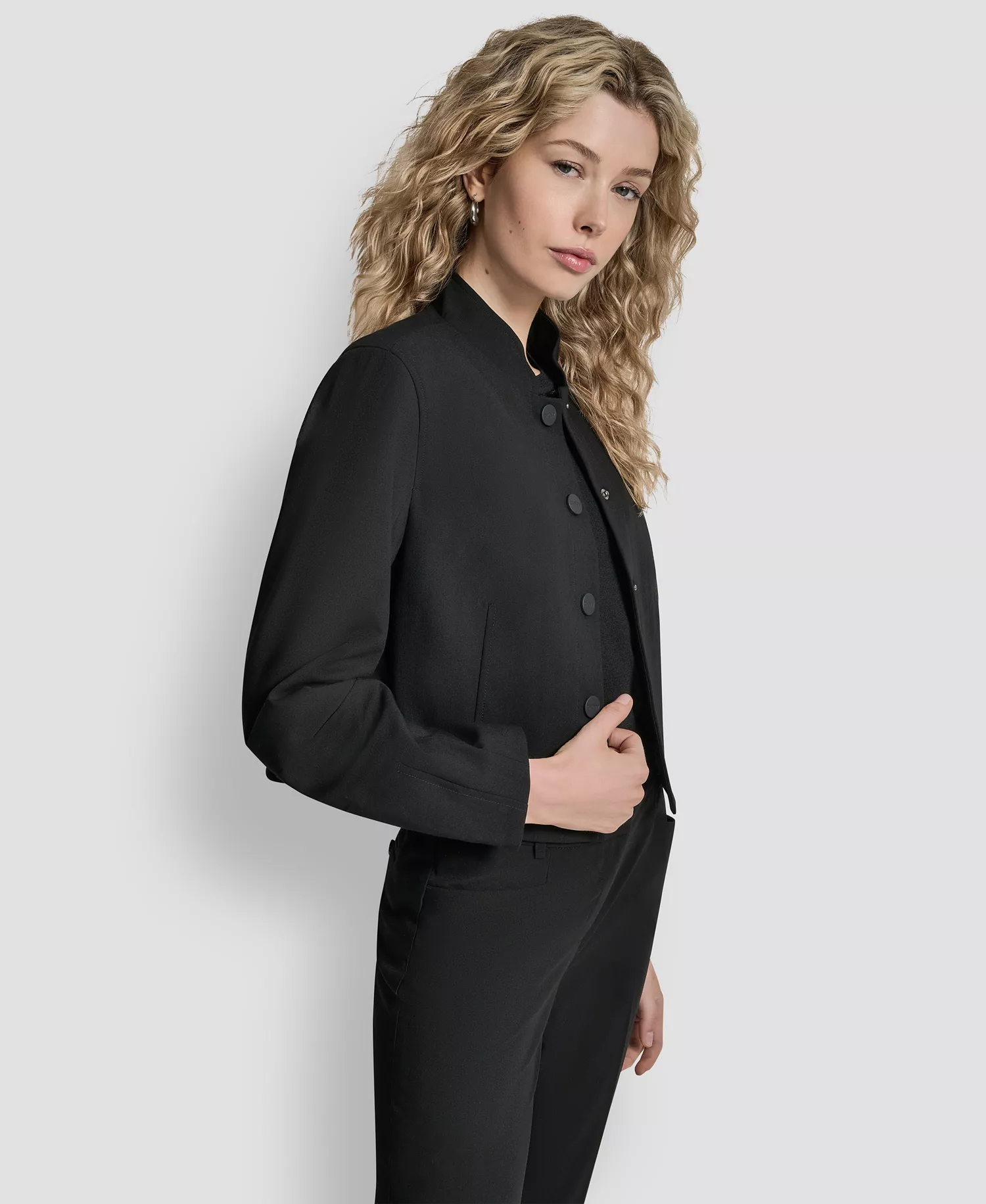 Women's Mandarin Collar Button Front Cropped Jacket - Black - 0