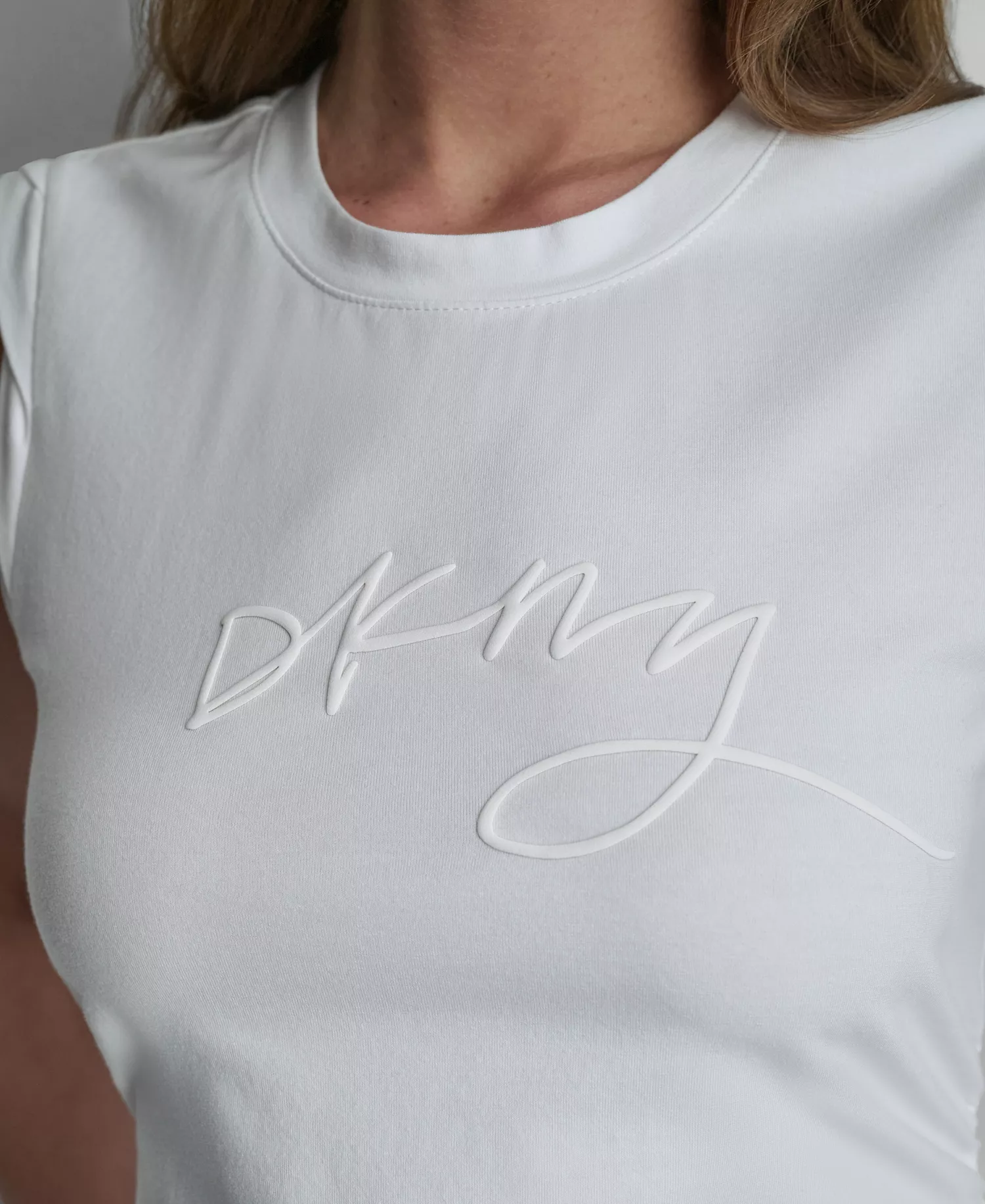 Women's Script Logo Side-Ruched Tank Top - White - L