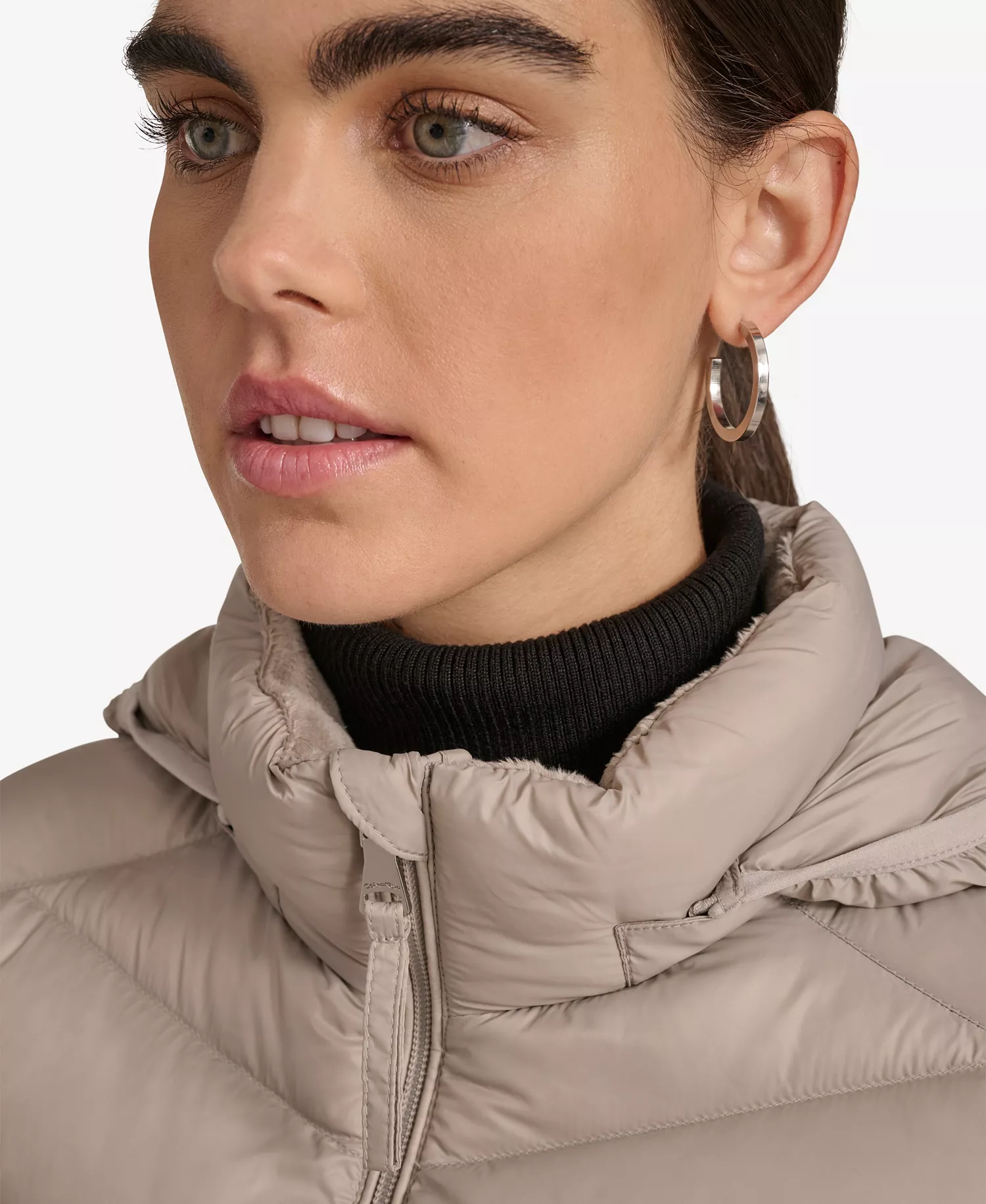 Women's Short Faux Fur Collar Puffer Jacket - Atmosphere - L